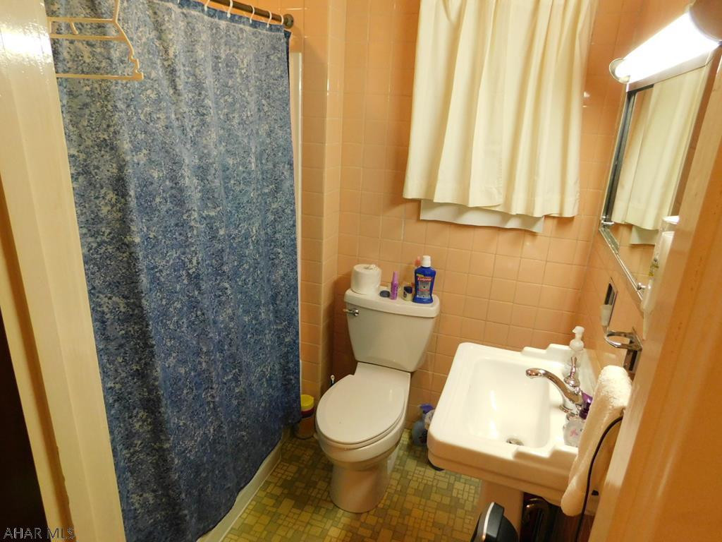 Llyswen - Residential