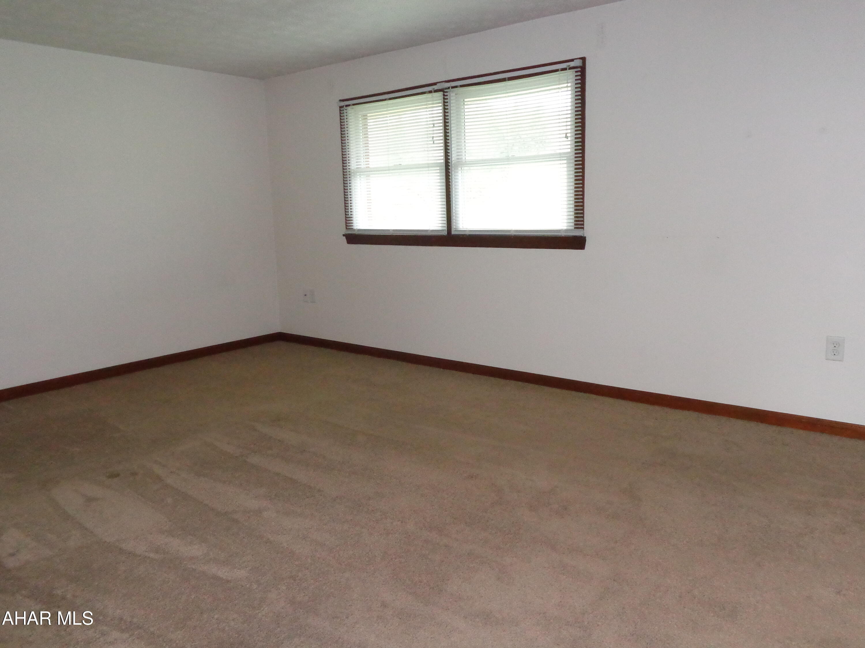 Maple Hollow - Residential