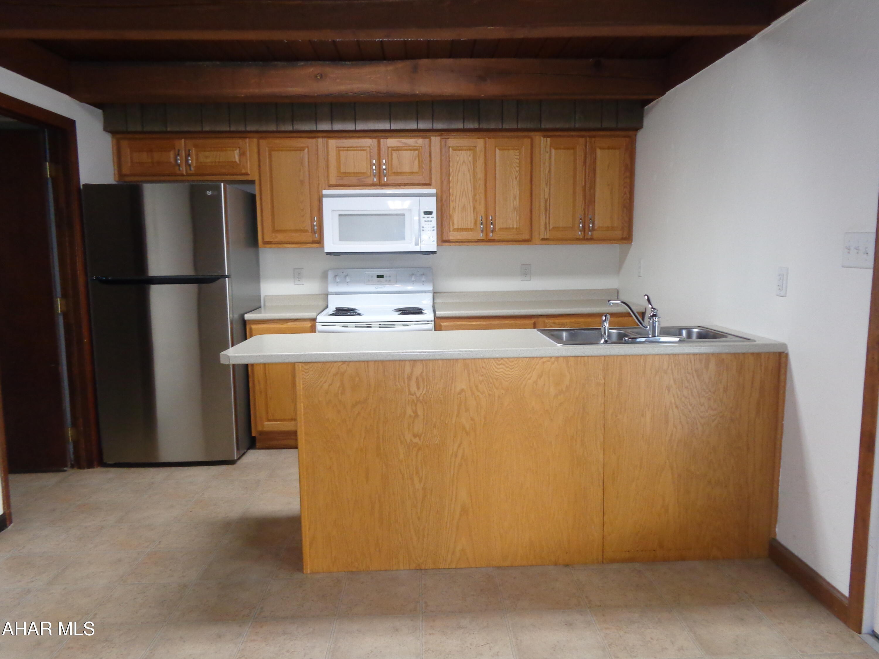 Maple Hollow - Residential