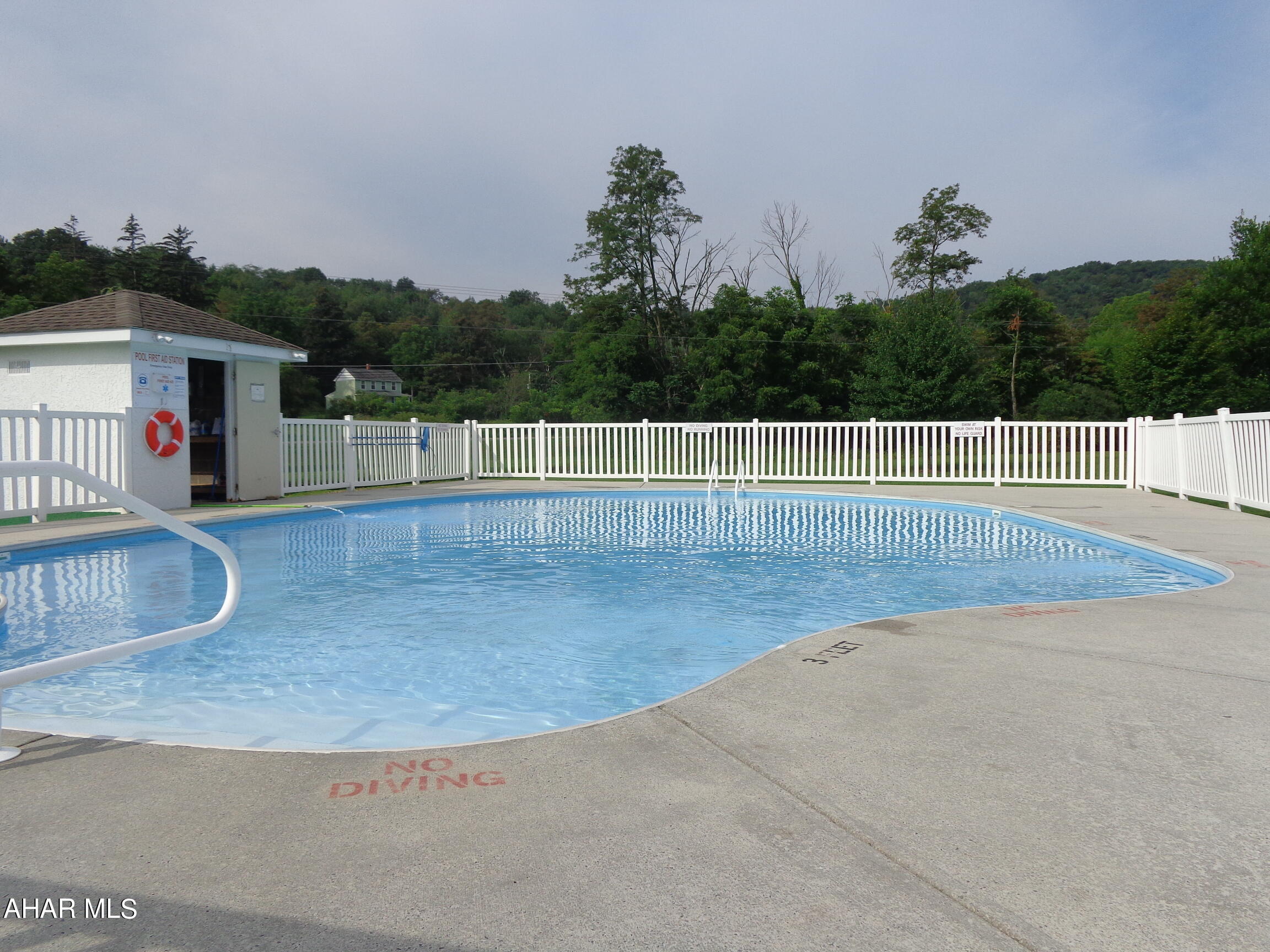 Maple Hollow - Residential