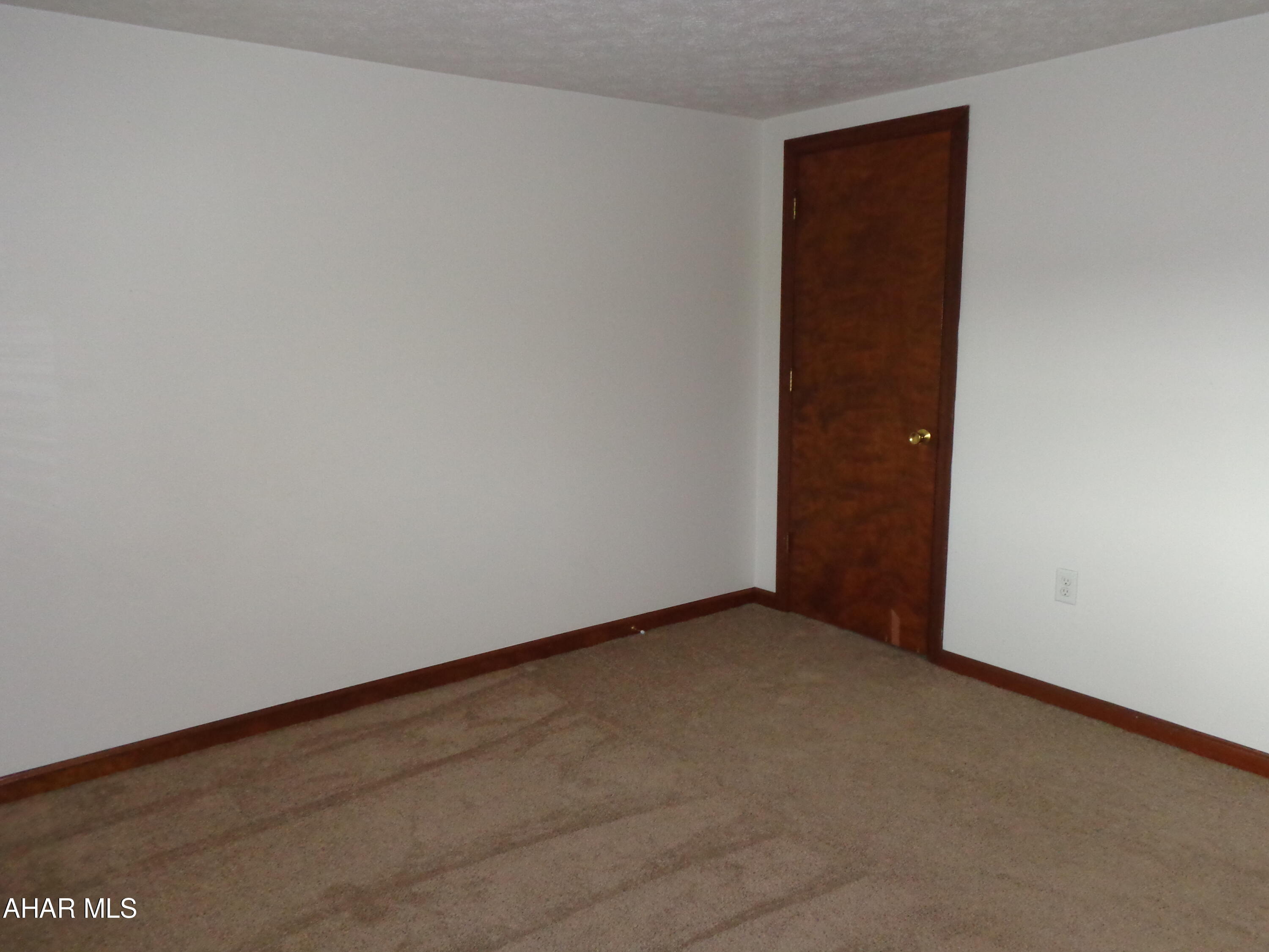 Maple Hollow - Residential