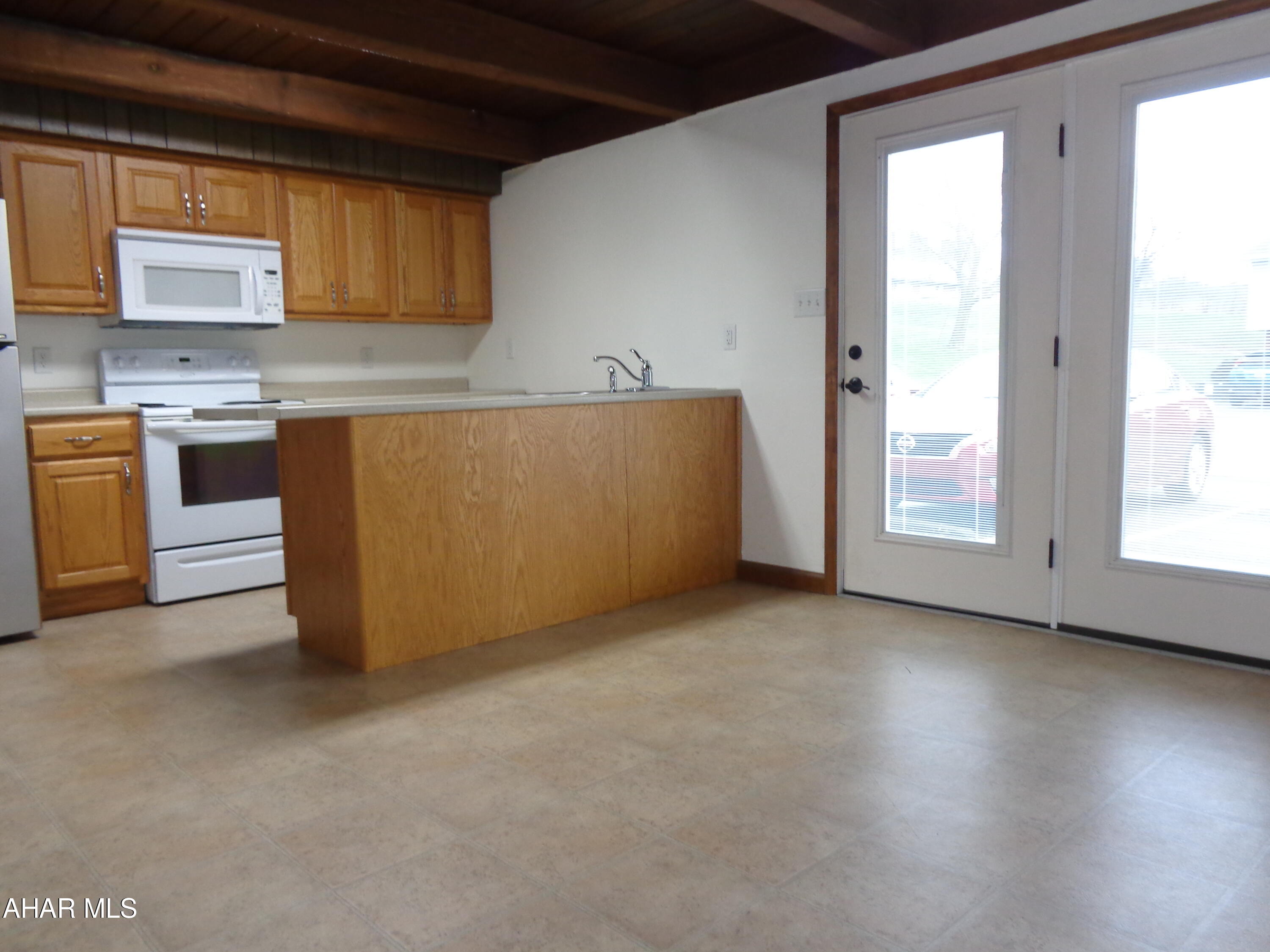 Maple Hollow - Residential