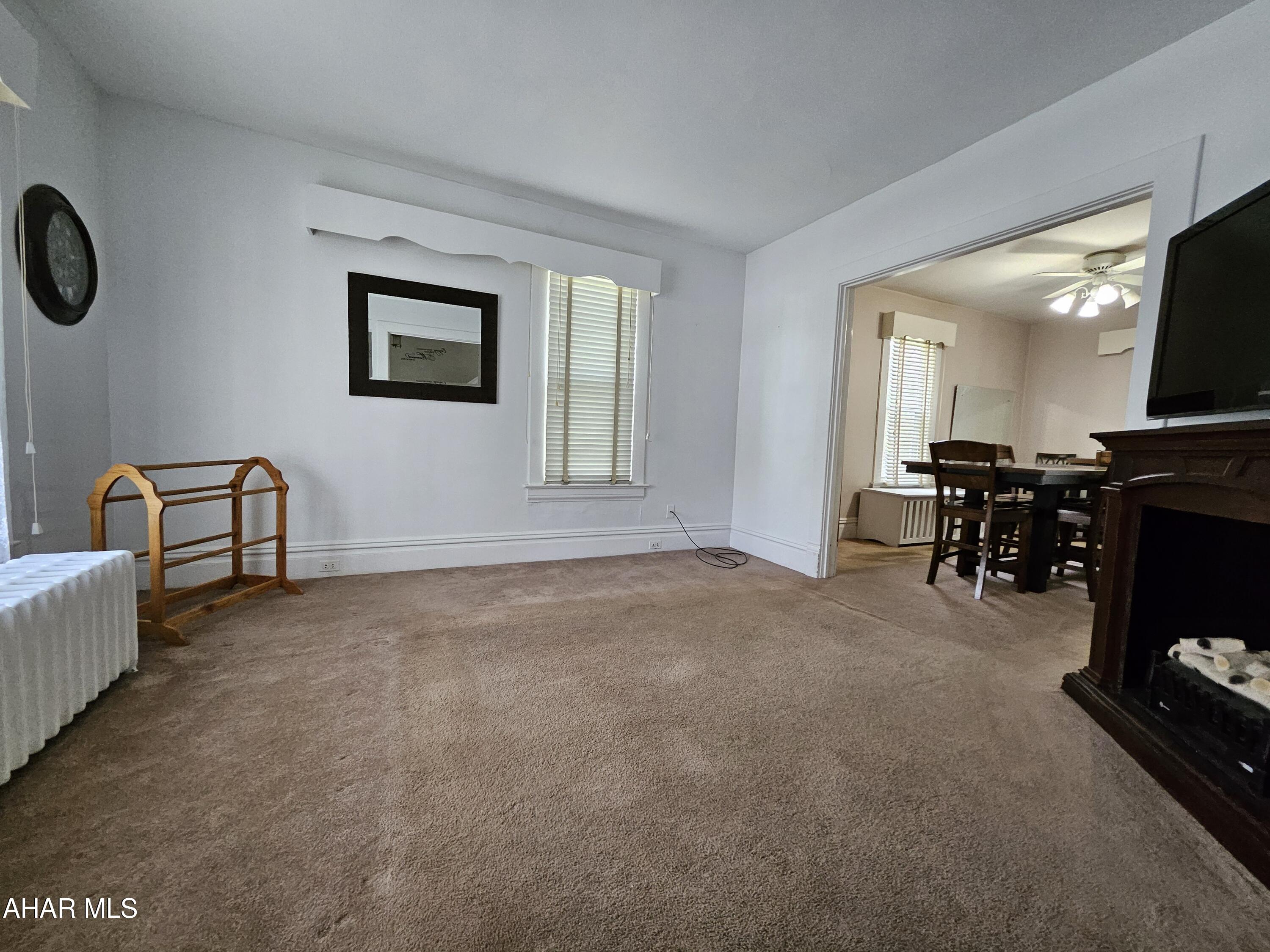 Llyswen - Residential