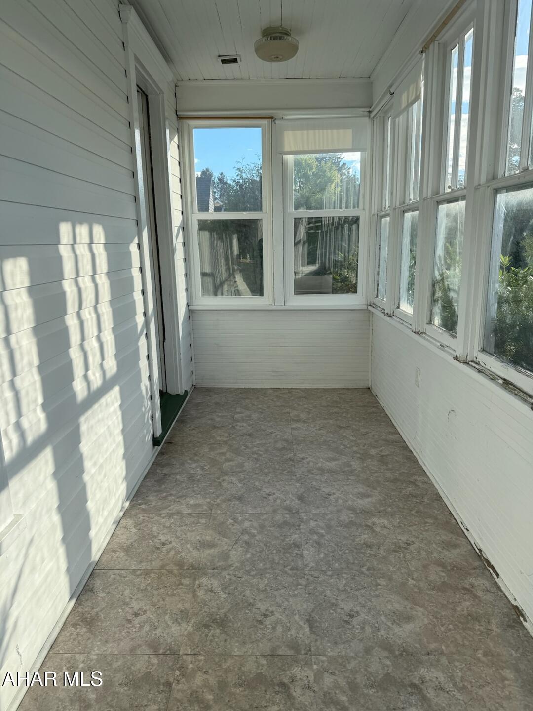 Llyswen - Residential