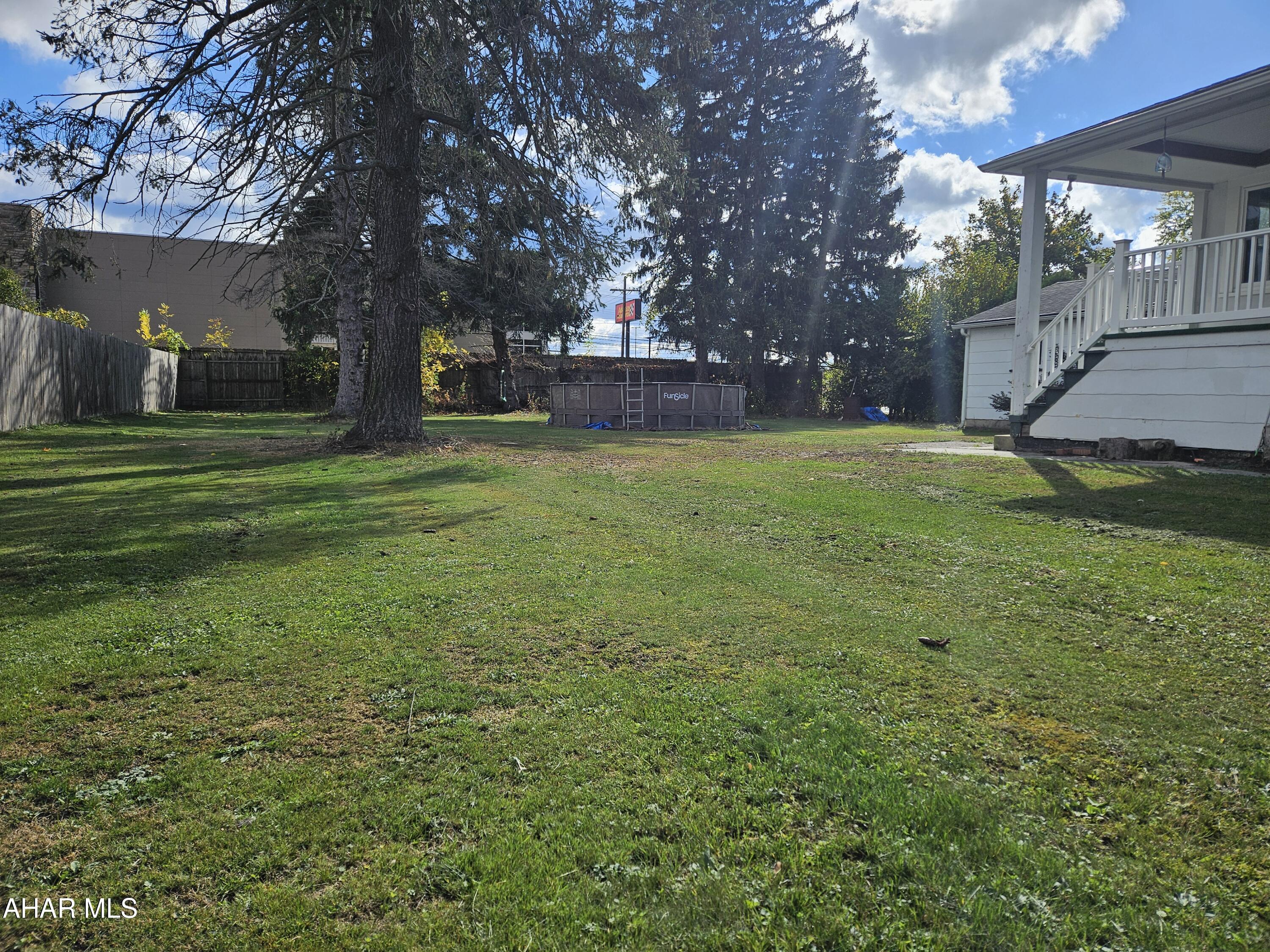 Llyswen - Residential