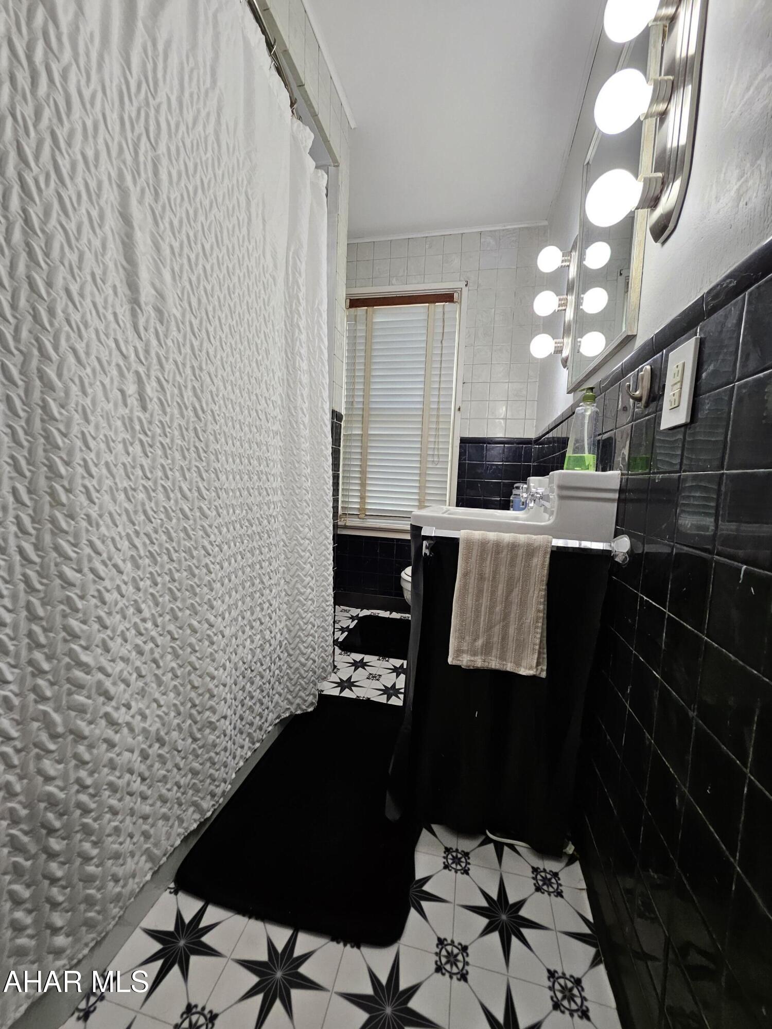 Llyswen - Residential