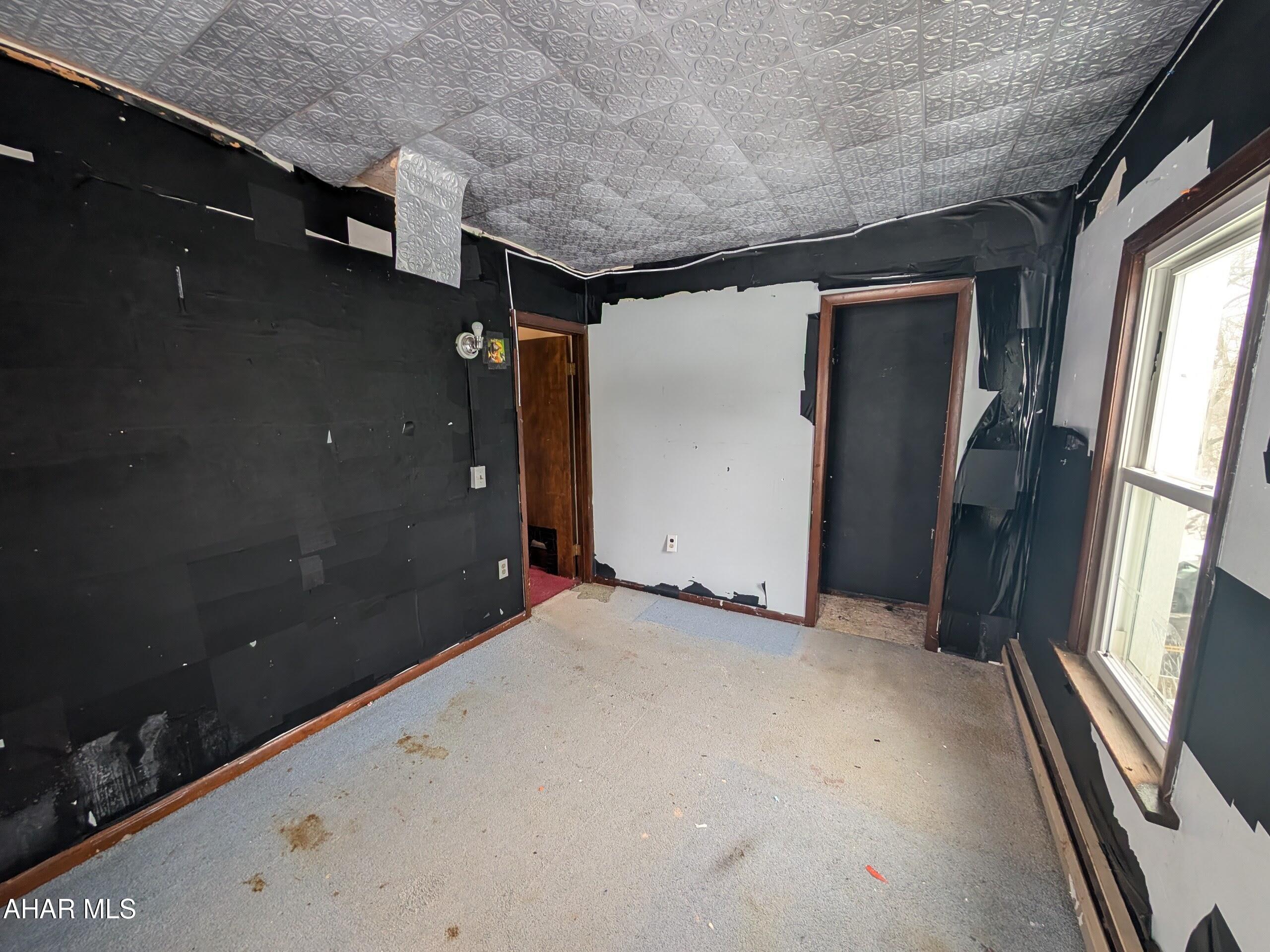 Juniata - Residential