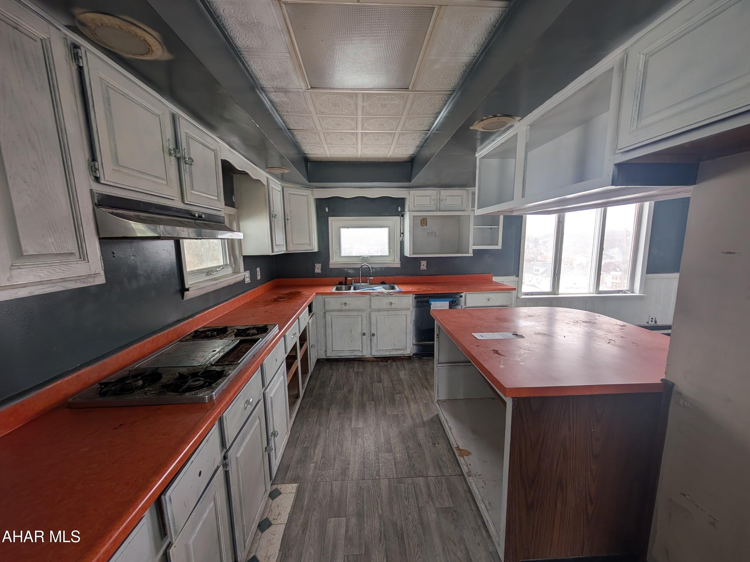 Juniata - Residential