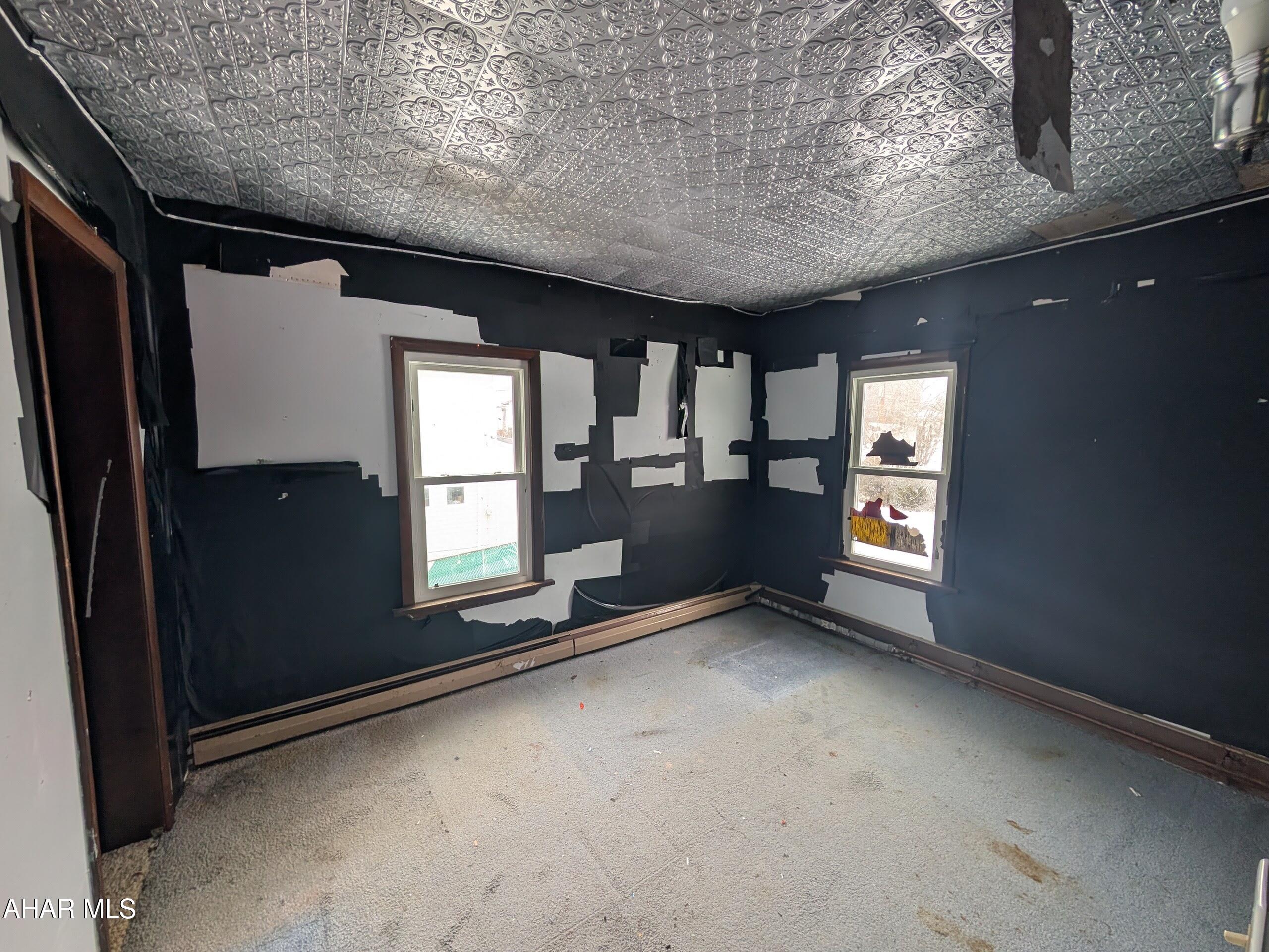 Juniata - Residential