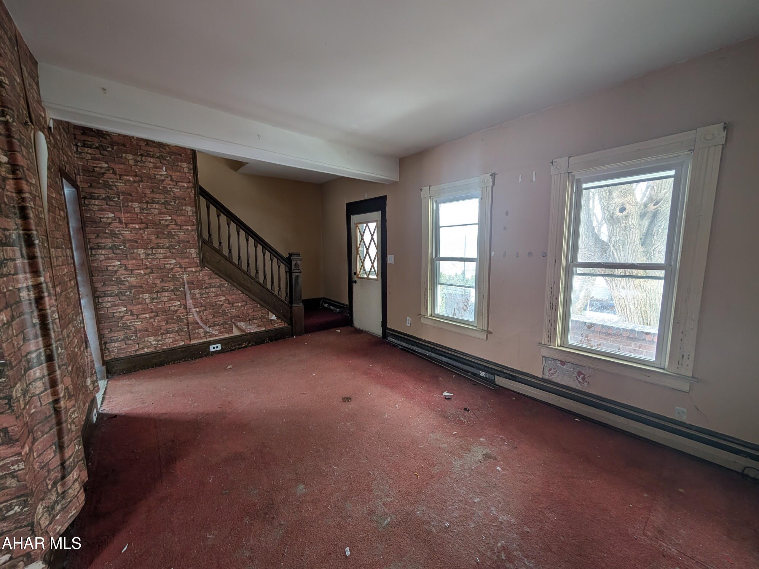 Juniata - Residential