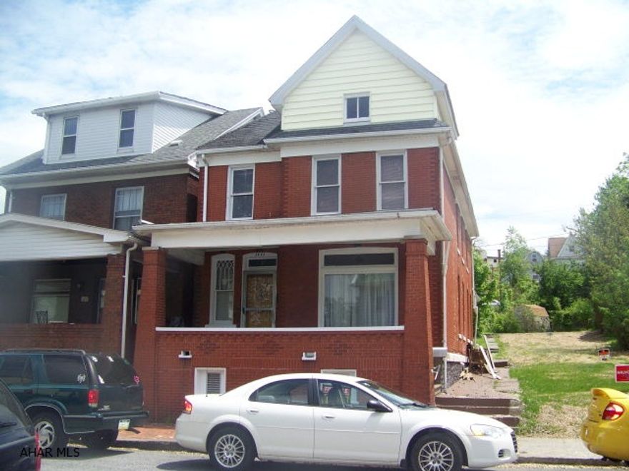 Three bedroom 1.5 bath home in the city. Off street parking. Great home for the price!