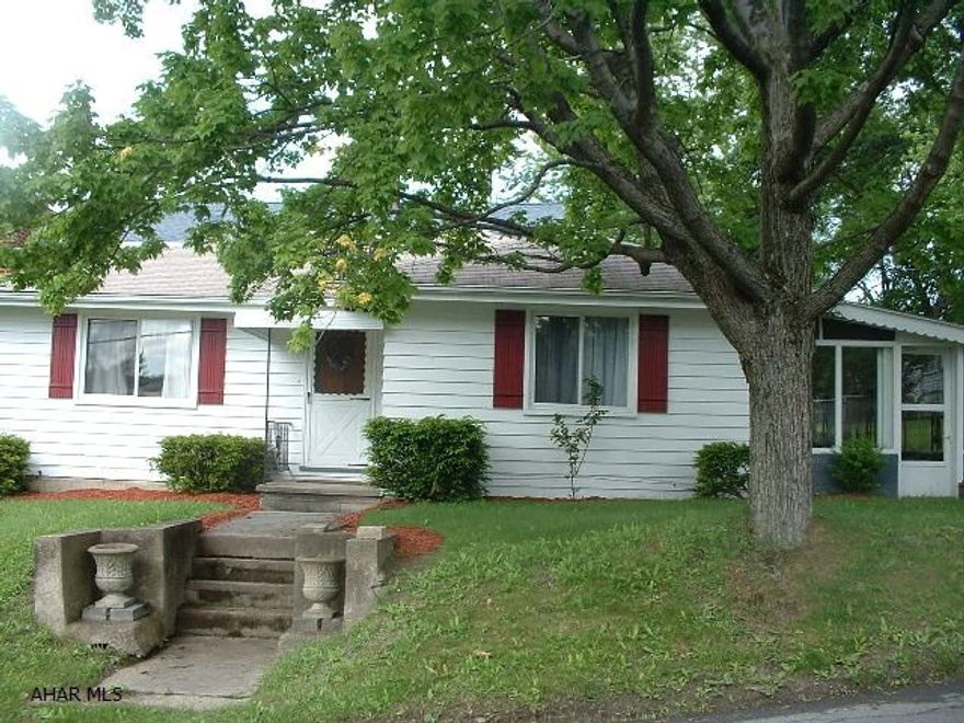 Cute as a button and ready to move right in. Corner lot w/shed carport and 1 car att. garage. Hdwd throughout. Partial fin basement and rear sunporch for outdoor entertaining. All new windows.