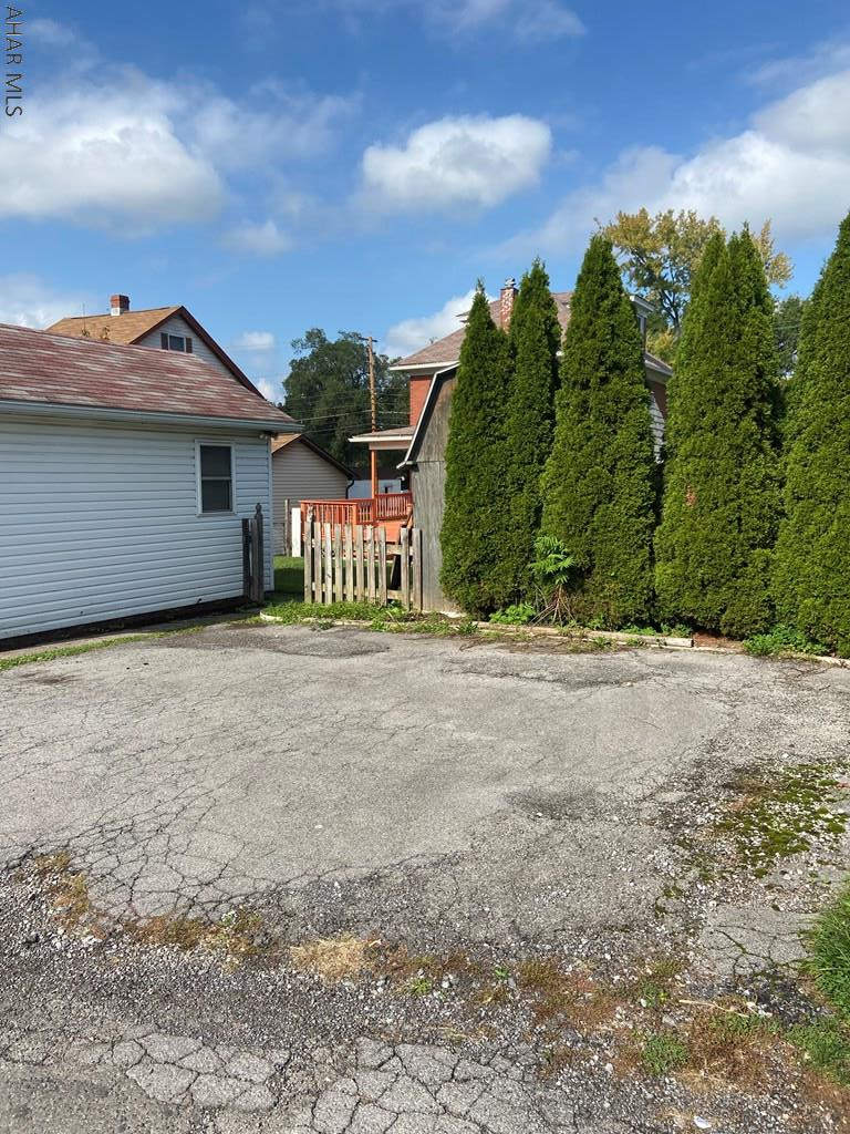 Unknown - Residential