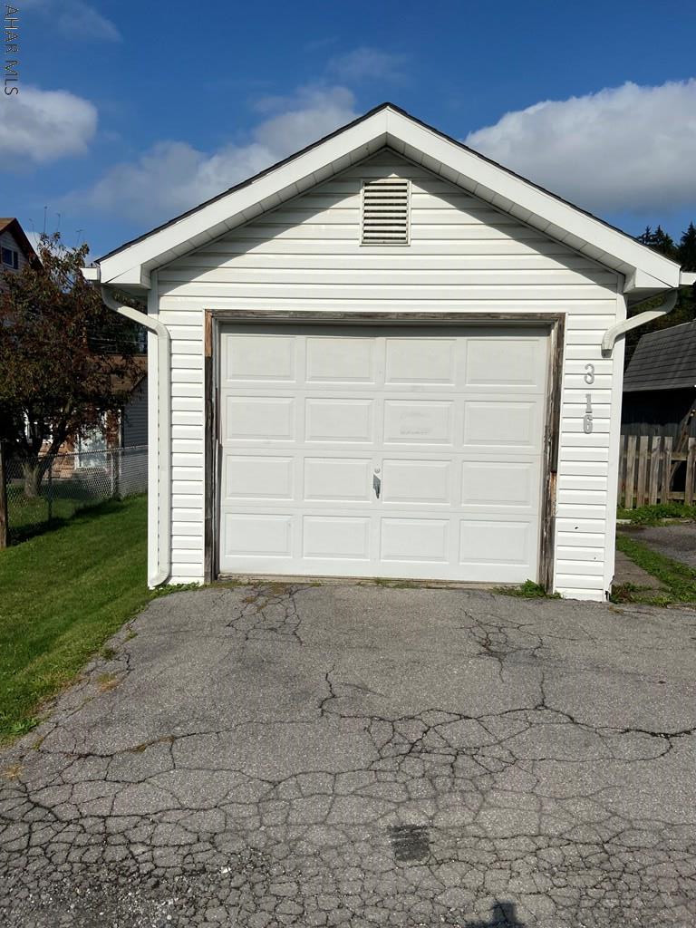 Unknown - Residential