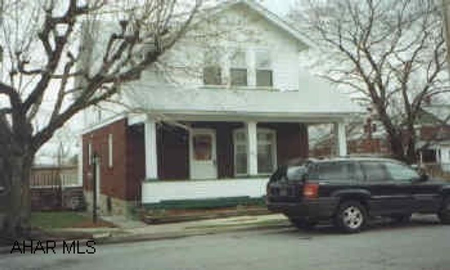 Average gas payment $117. Majority of replacement windows. Newer nuetral color floor coverings. All window dressings included. Ready to go just turn the key. Seller will assist with buyers costs. Seller is agents wife.