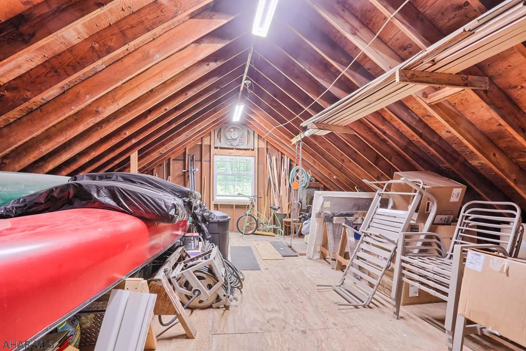 Homers Gap - Residential