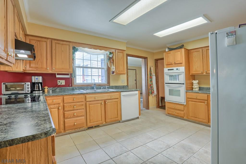 Homers Gap - Residential