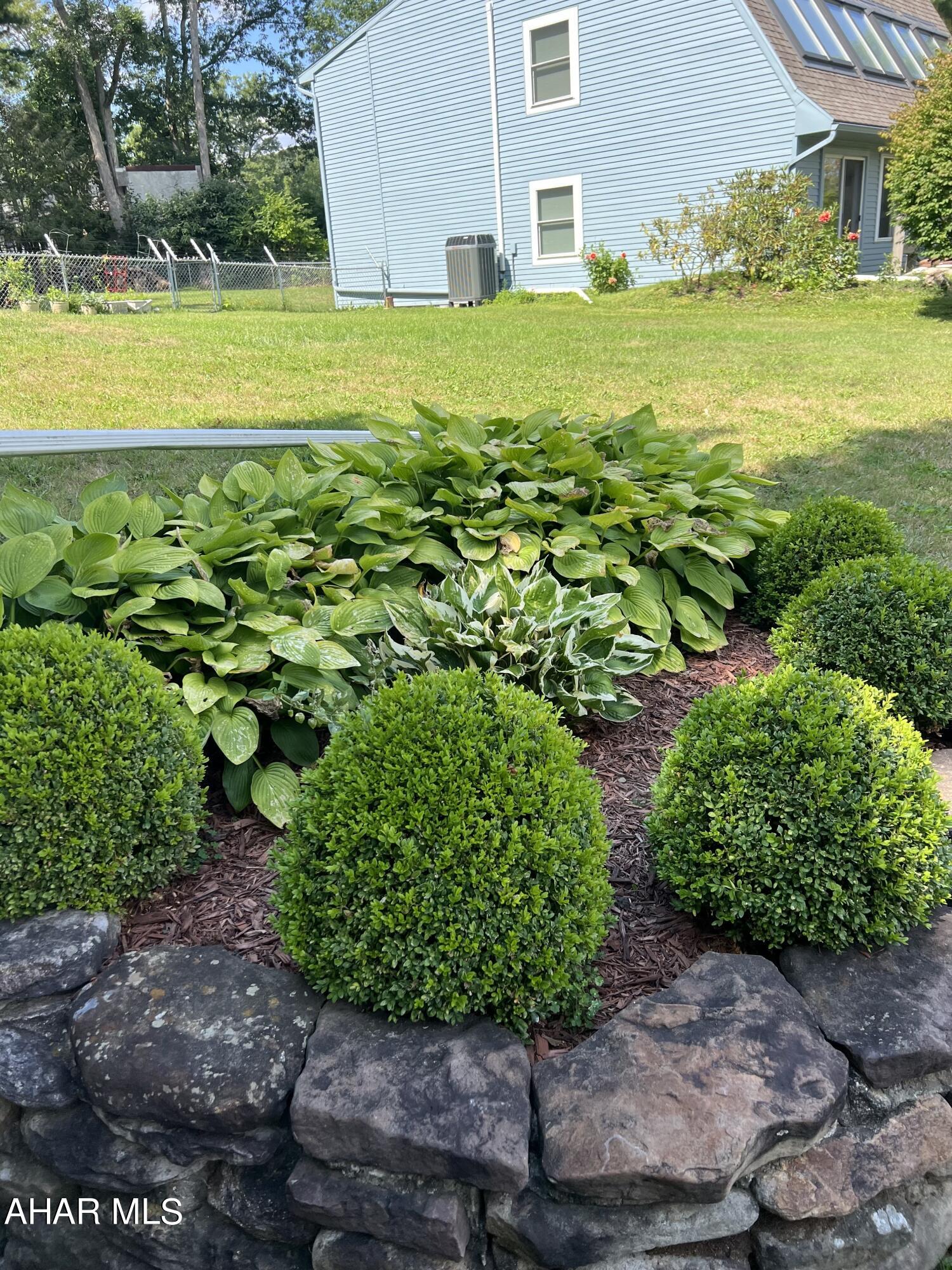 Juniata Gap - Residential