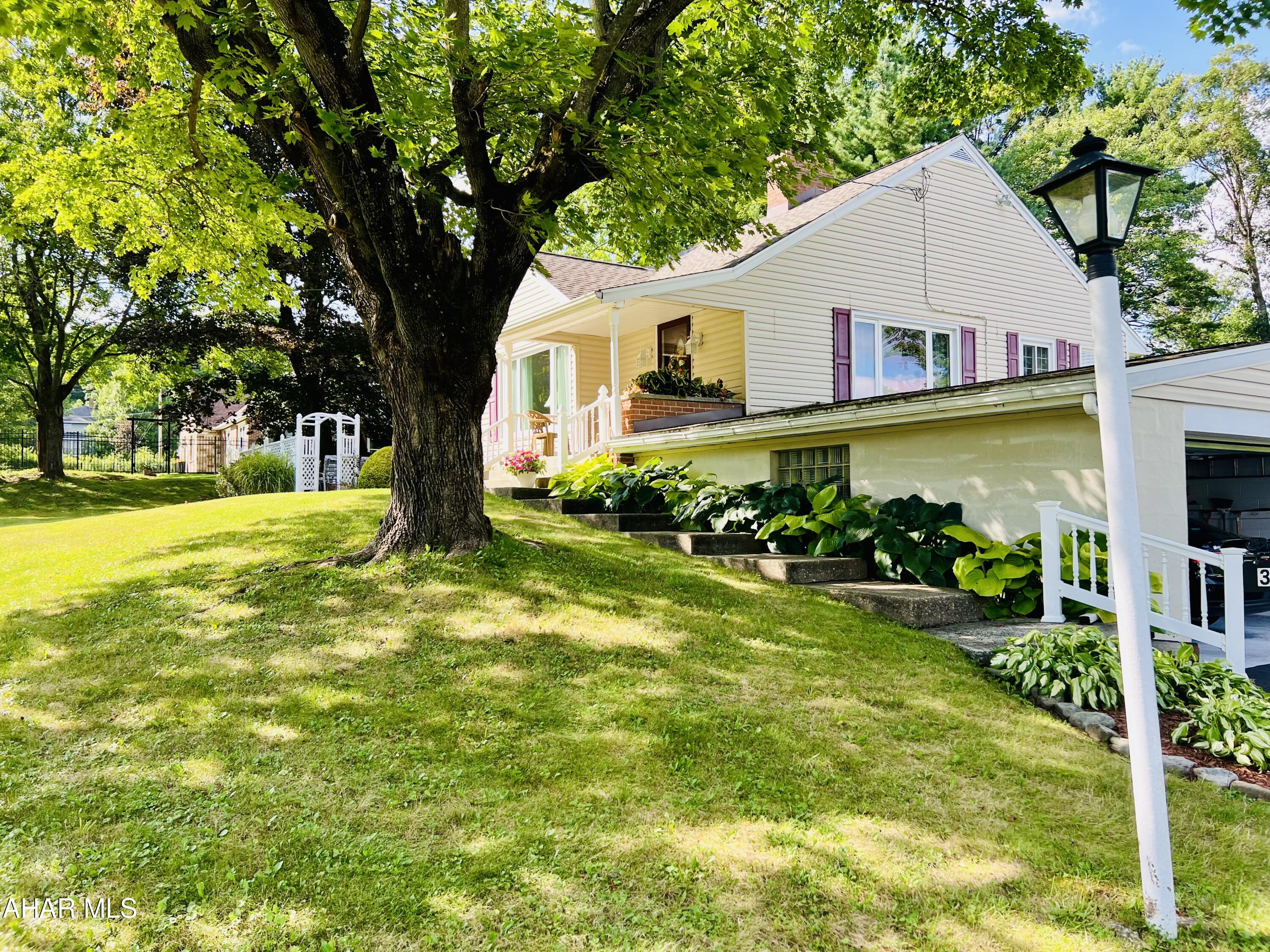 Juniata Gap - Residential