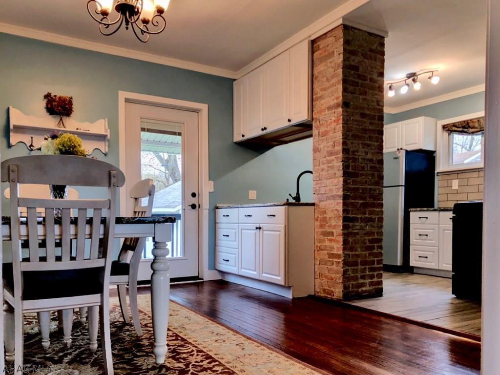 Mansion Park - Residential