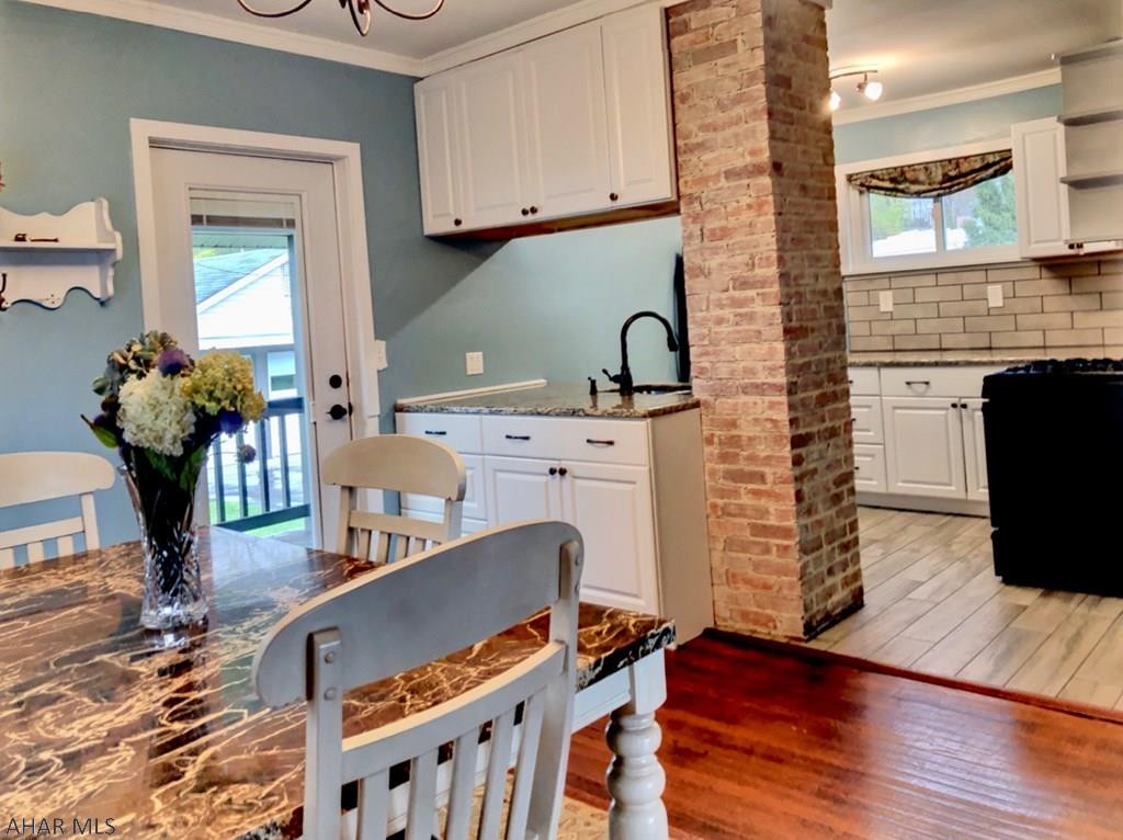 Mansion Park - Residential