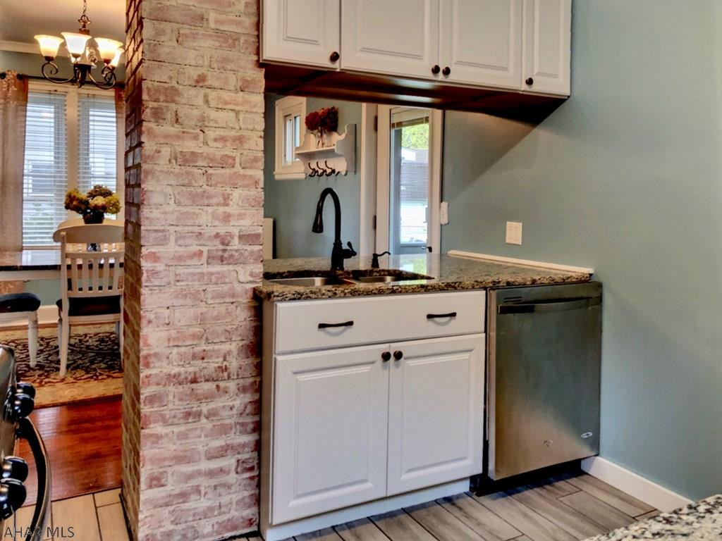 Mansion Park - Residential