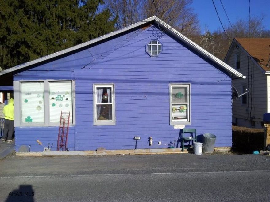 Two bedroom, one bath home with tons of potential and could be easily used as an investment property. Large back yard with river. This property is being sold AS-IS.