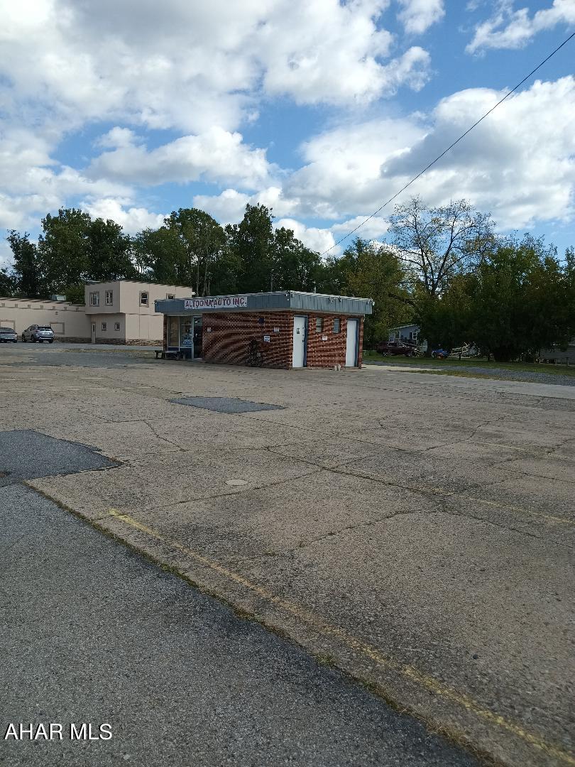 Eldorado - Commercial Sale