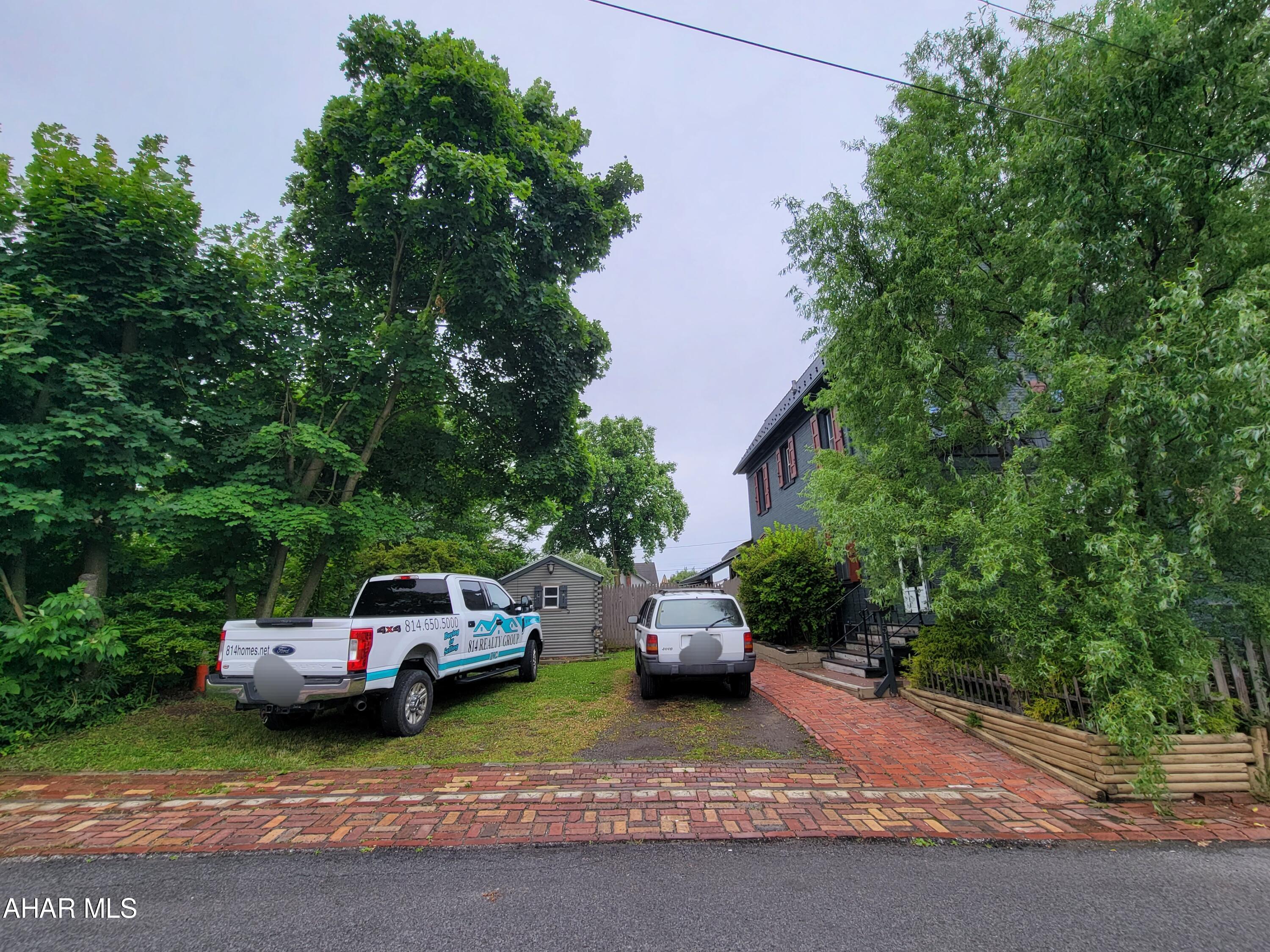 Calvert Hills - Residential