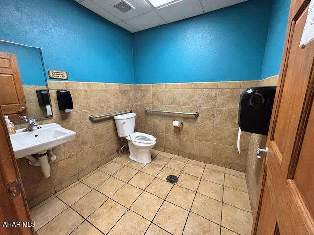 None - Commercial Lease