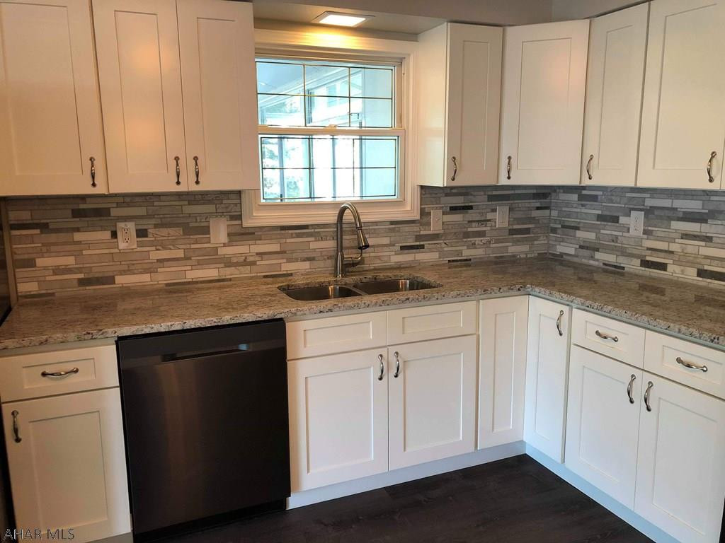 Holliday Heights - Residential