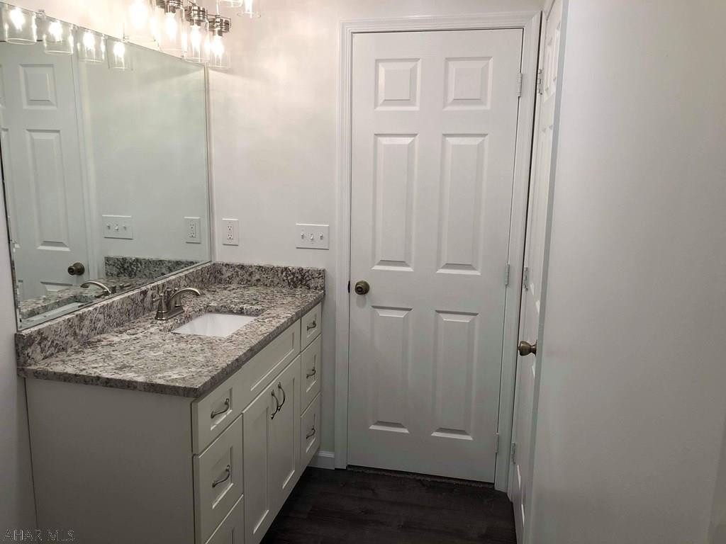 Holliday Heights - Residential