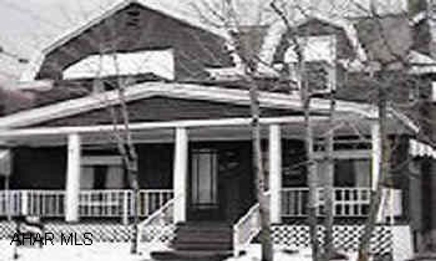 1 car garage large lot  front 6th Avenue  HOuse could be duplex.  large rooms