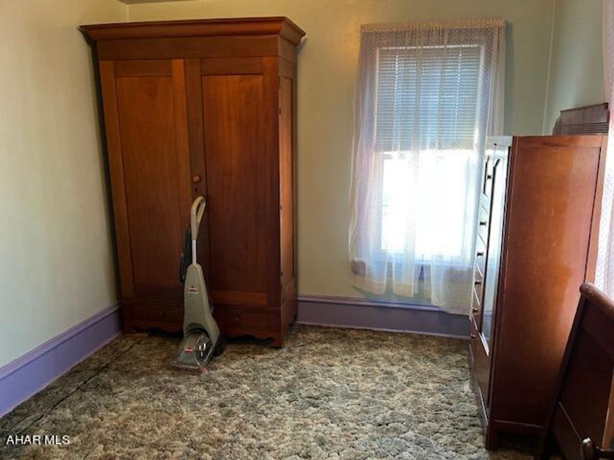 Large home in Altoona with 3 bedrooms and 1 bath, finished attic could be 4th bedroom. Newer furnace/central air. detached garage and fenced yard.