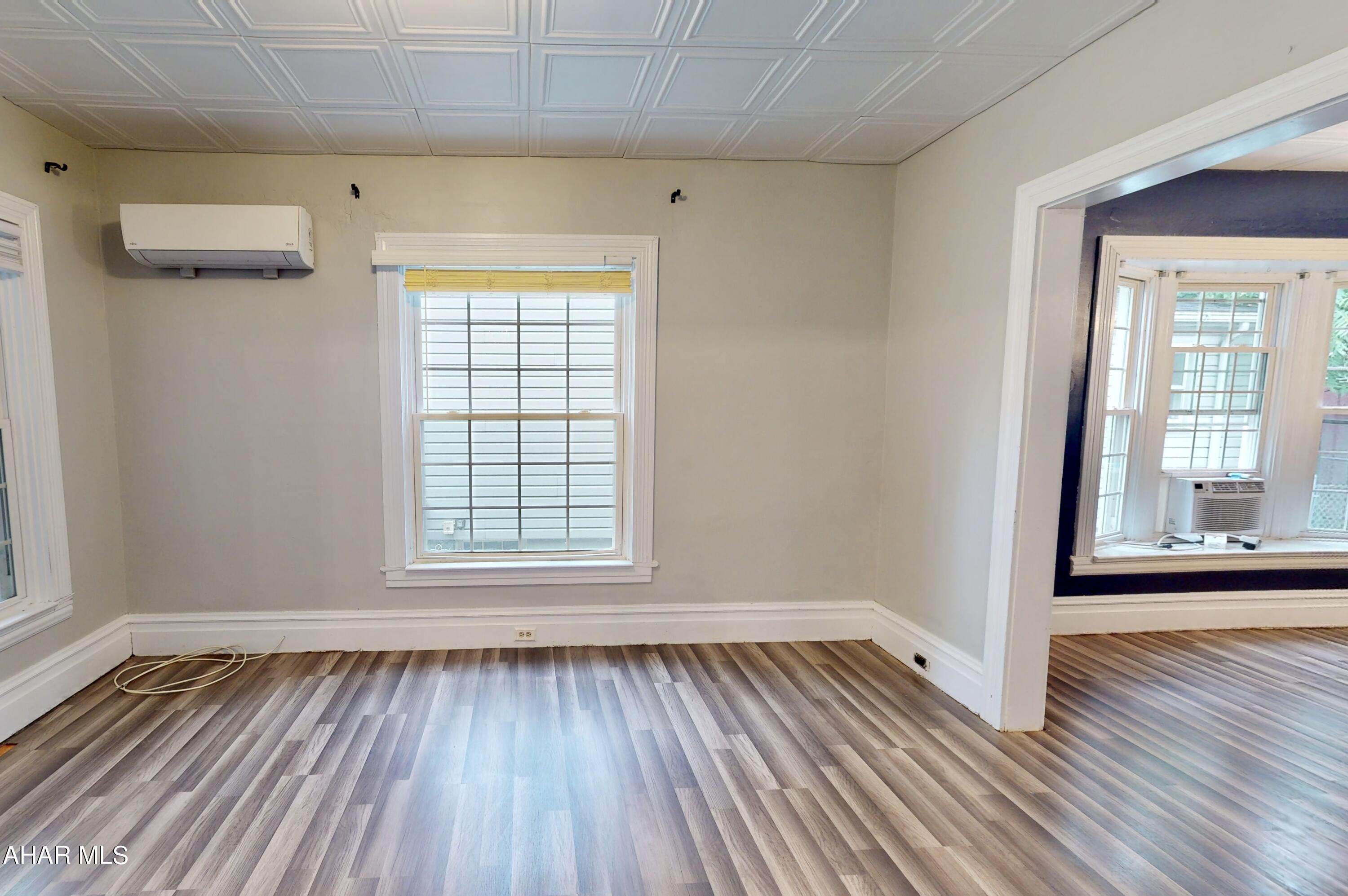 Hollidaysburg - Residential