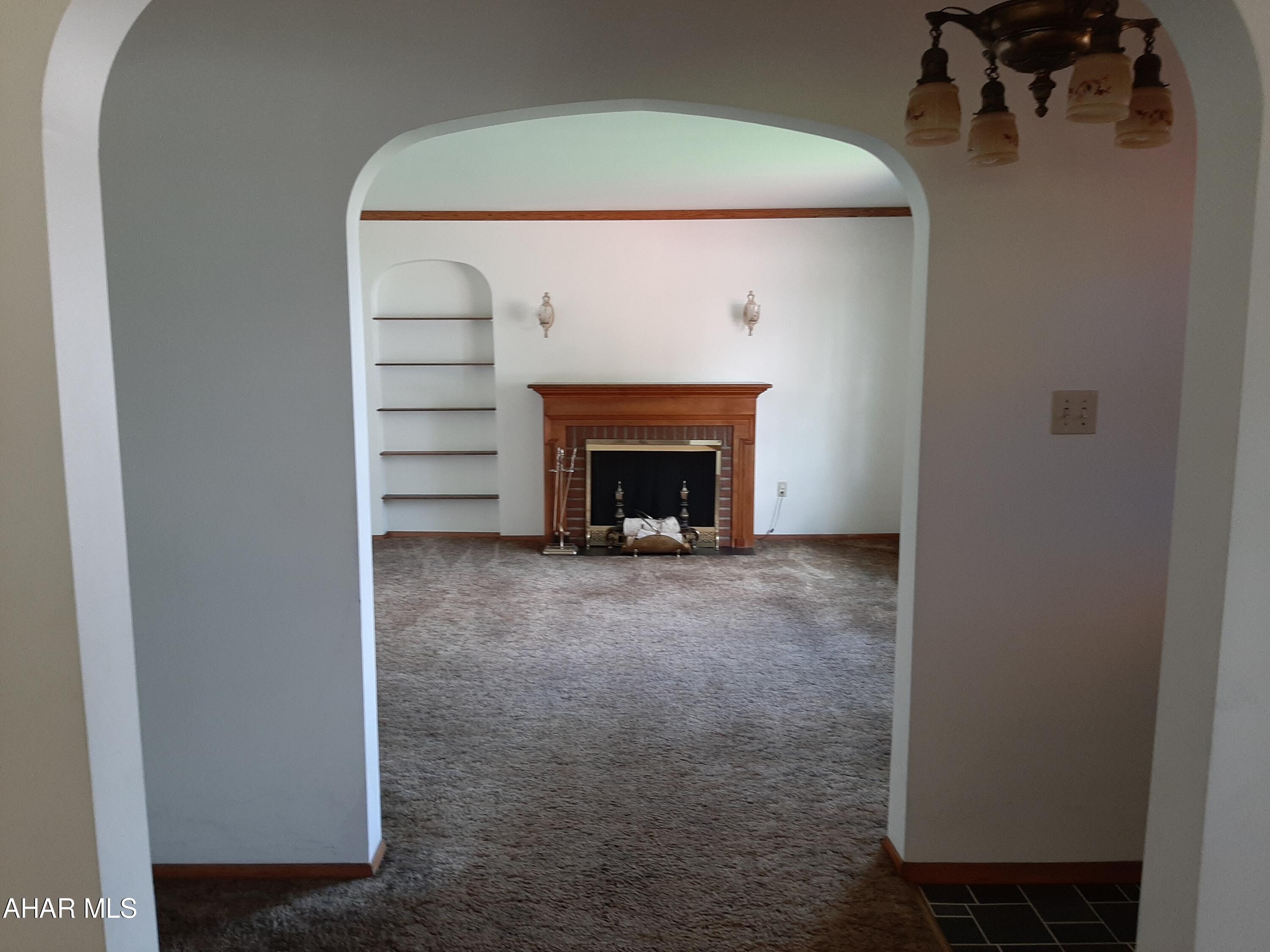 Mountain House Grounds - Residential