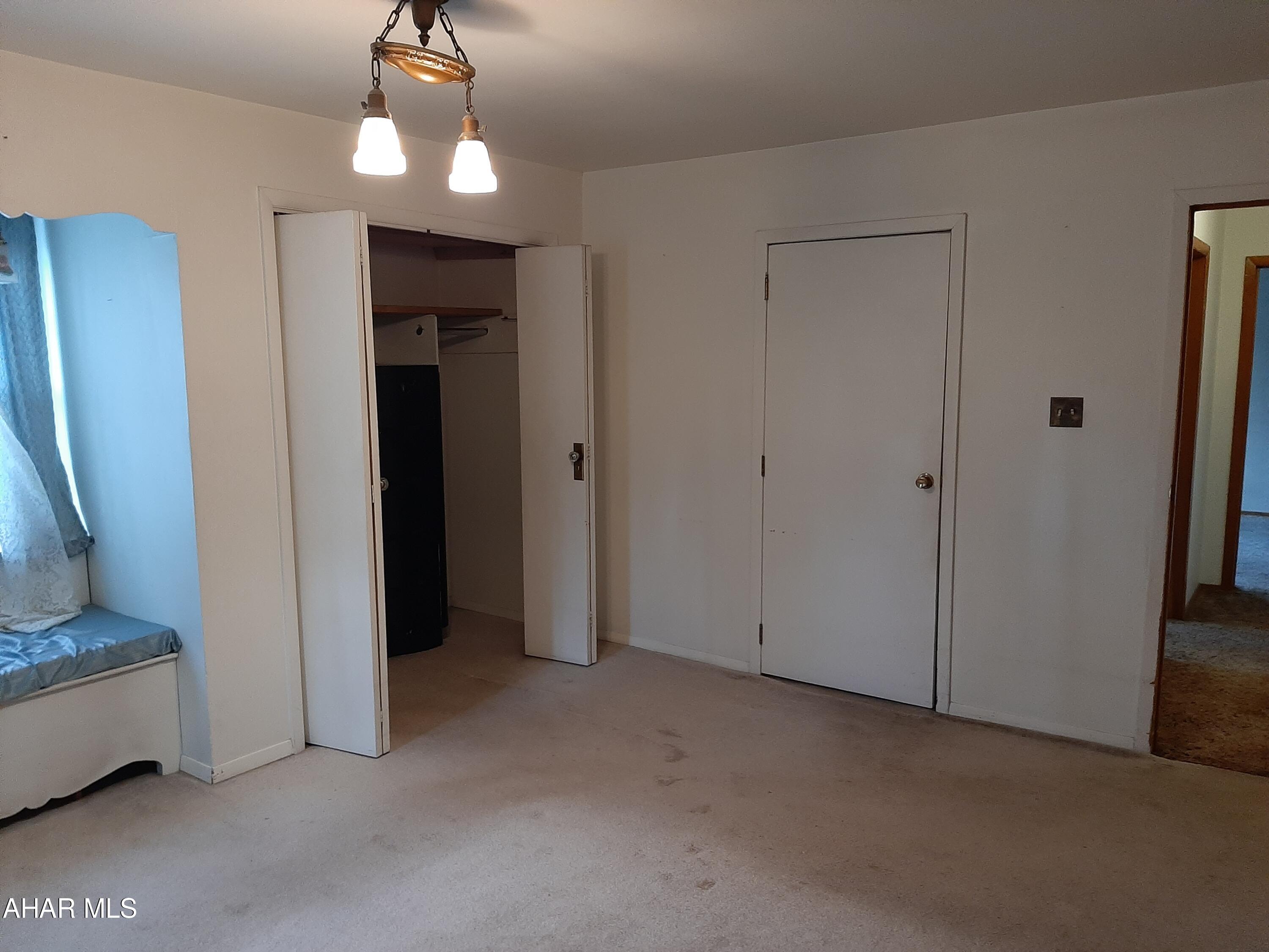 Mountain House Grounds - Residential