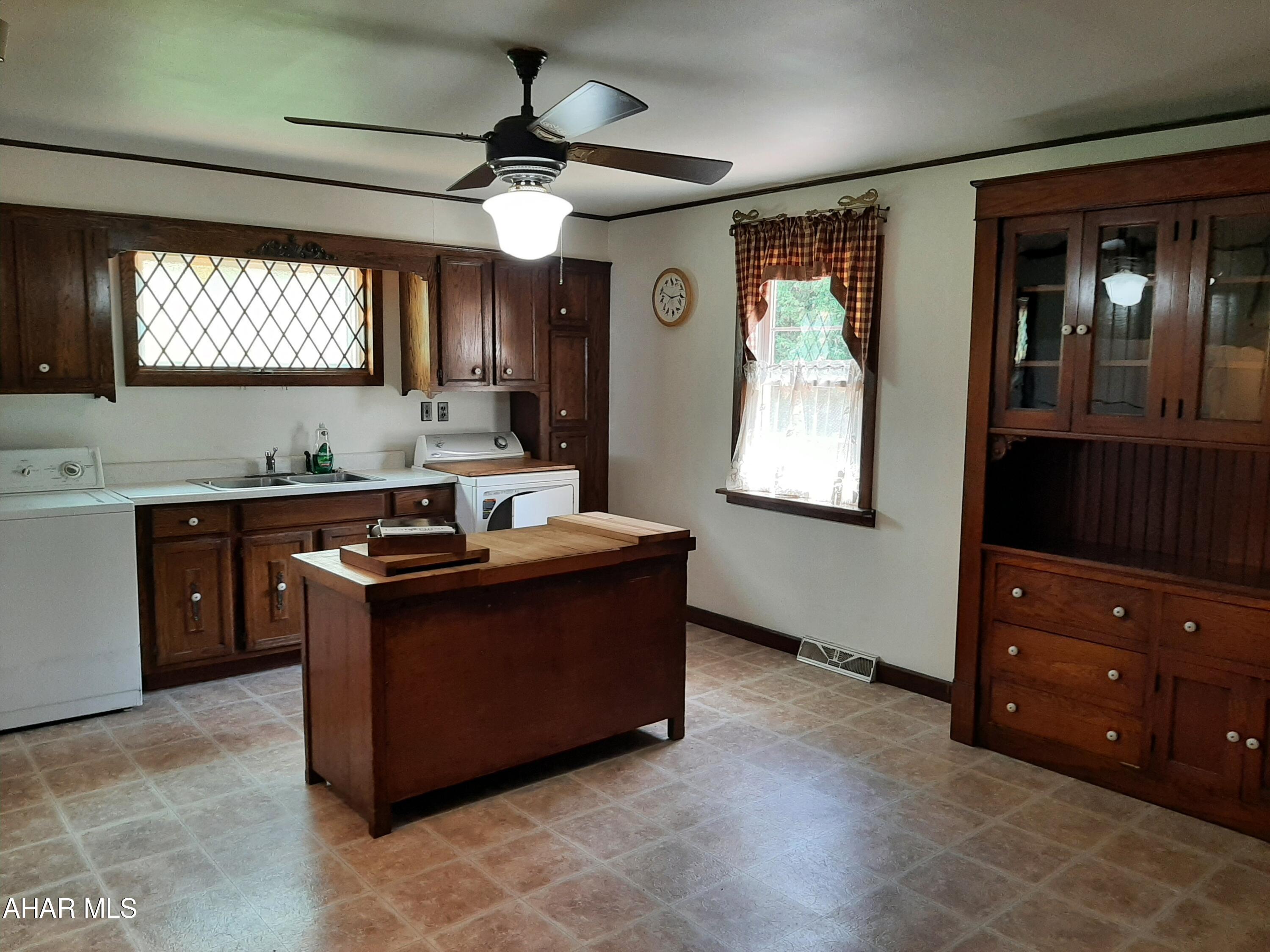 Mountain House Grounds - Residential