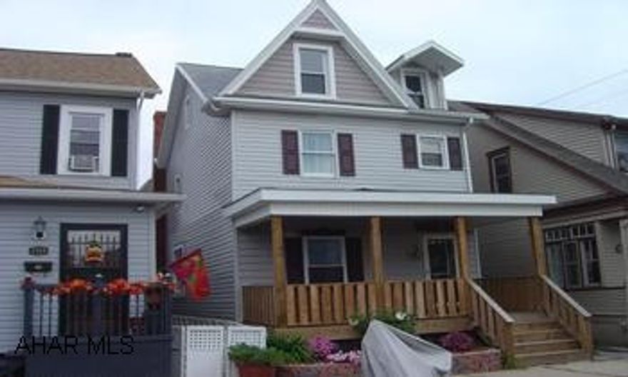 completely remodeled 2 story and nice! Rear yard fenced, parking in rear and street. Recently completed remodeling.