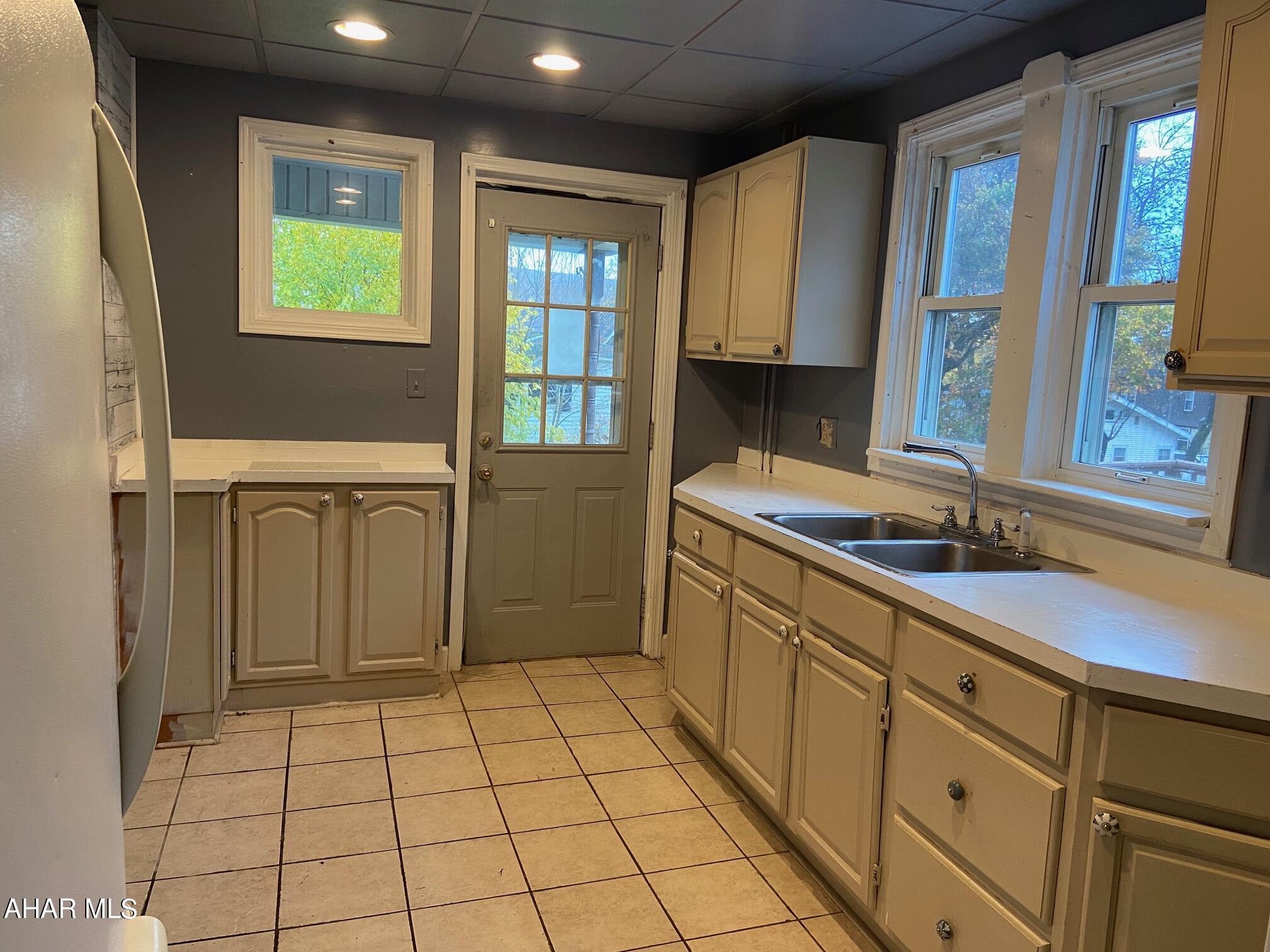 Llyswen - Residential