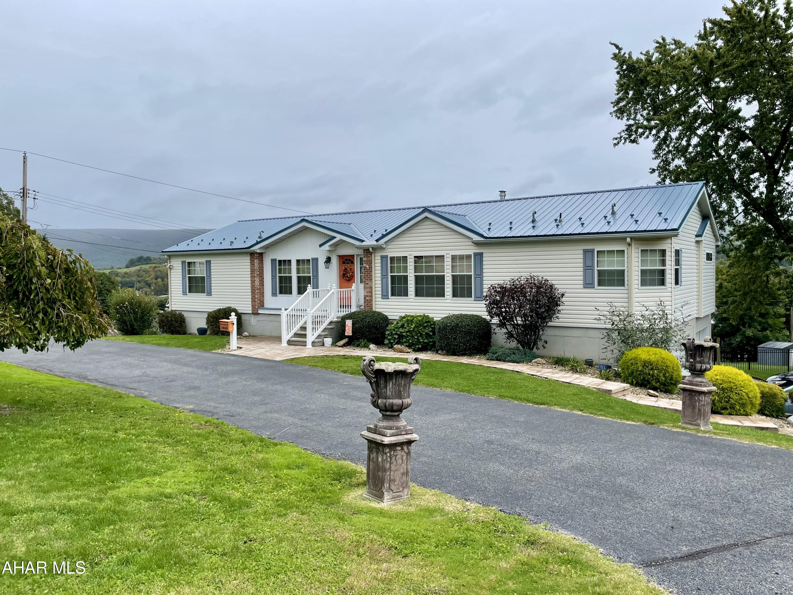 Juniata - Residential