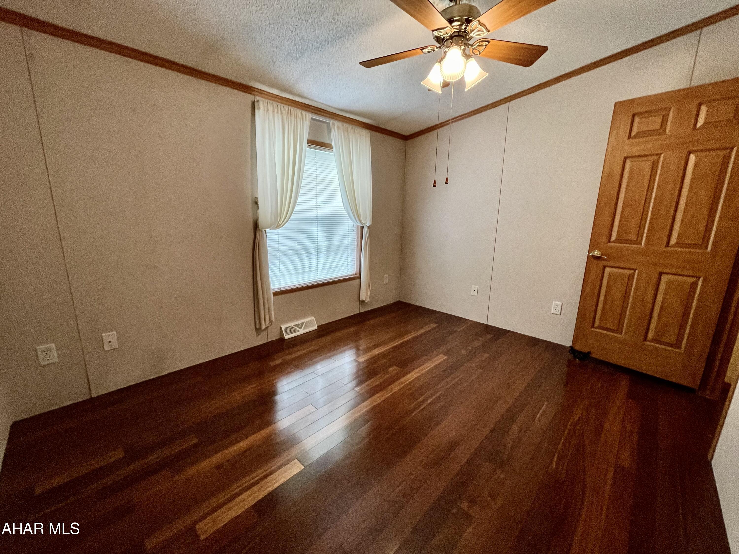 Juniata - Residential