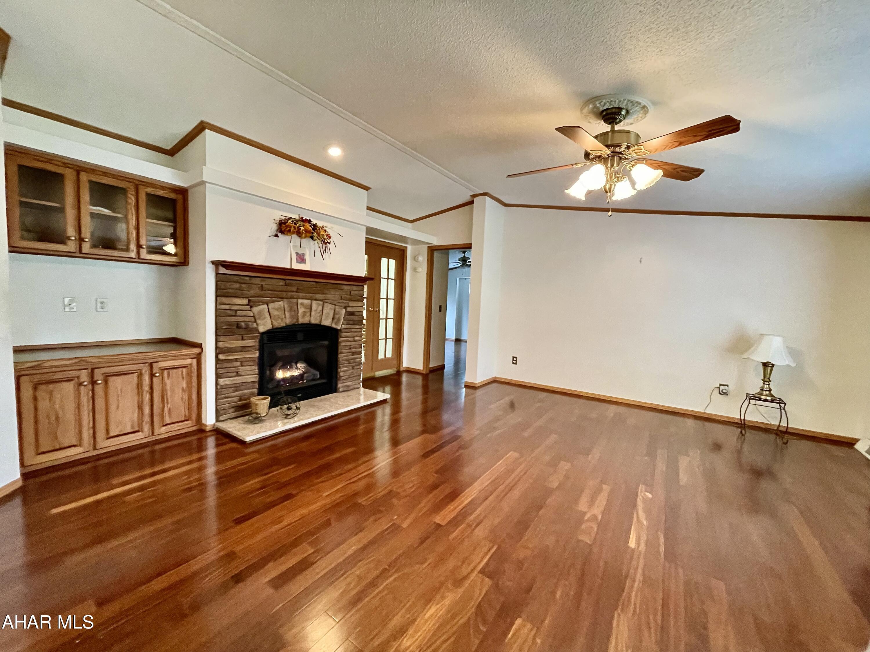 Juniata - Residential