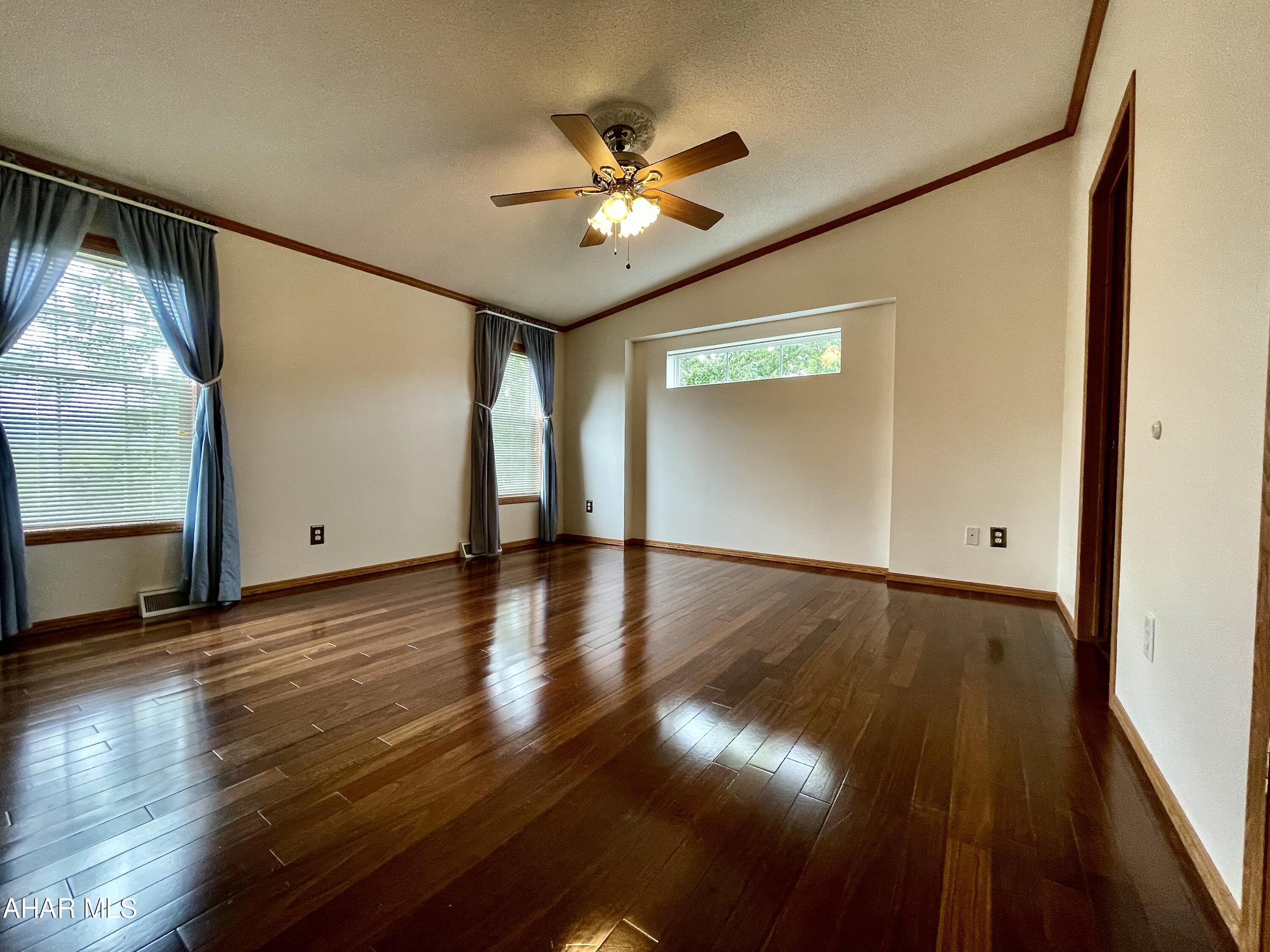 Juniata - Residential