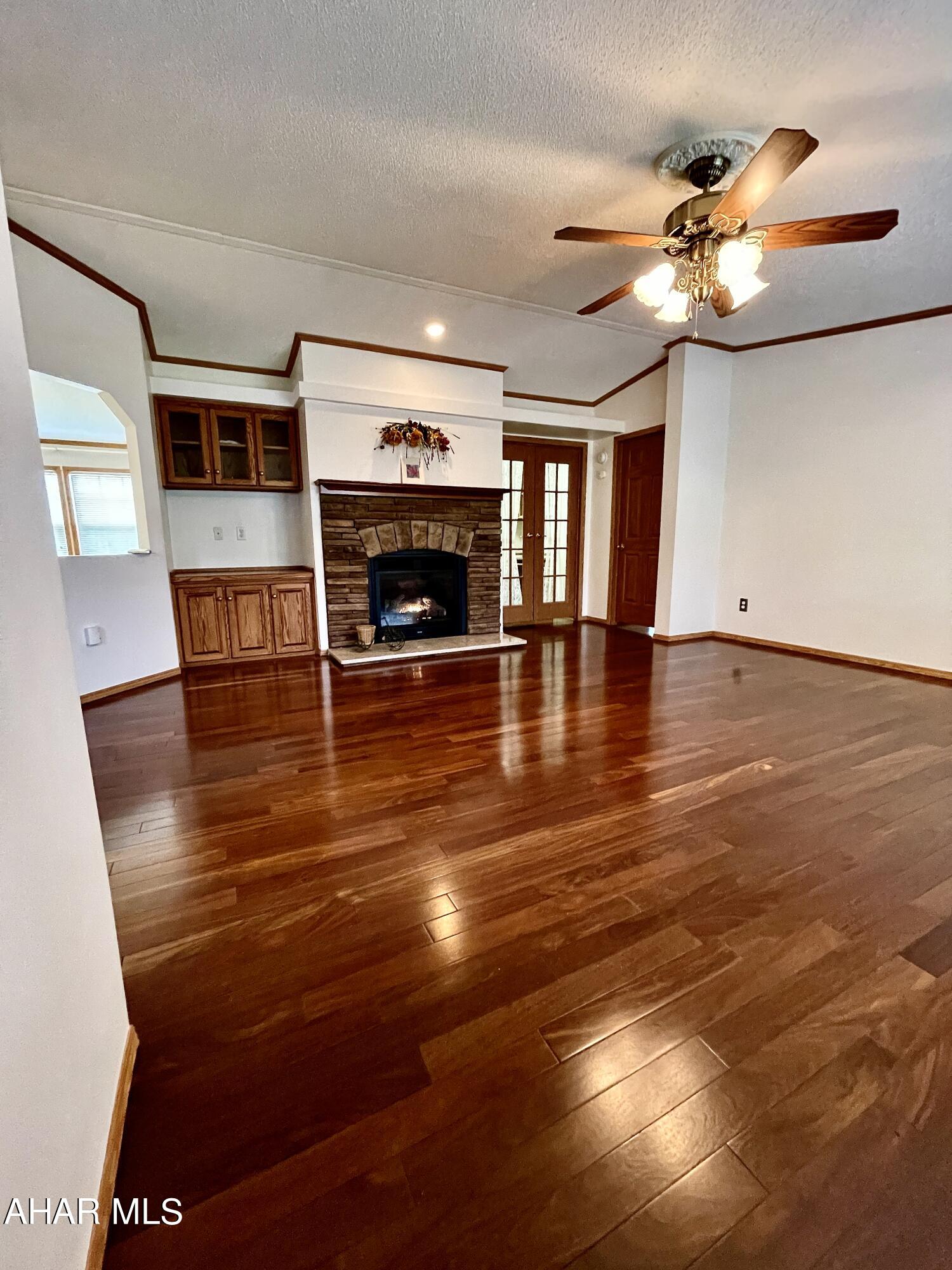 Juniata - Residential