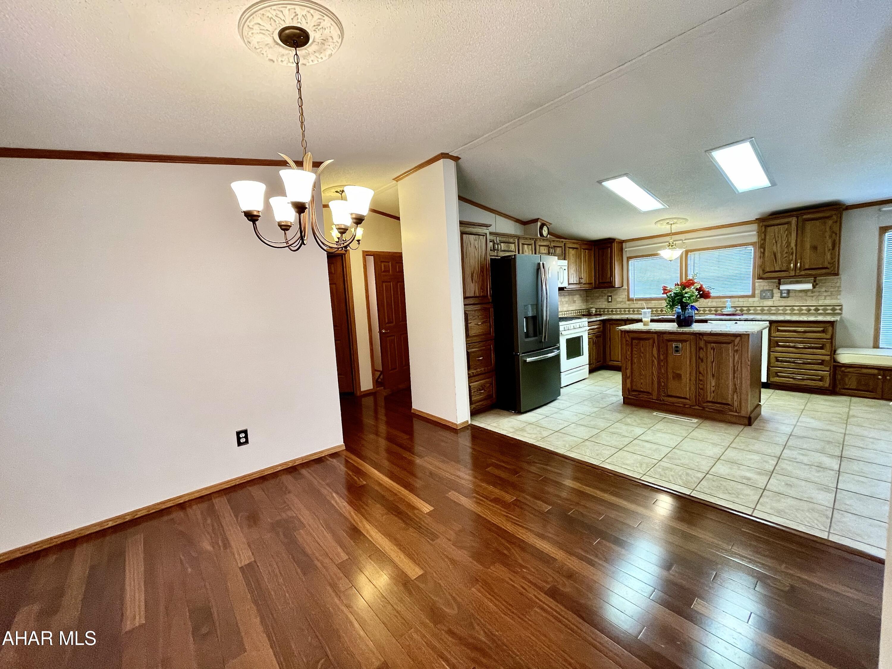 Juniata - Residential