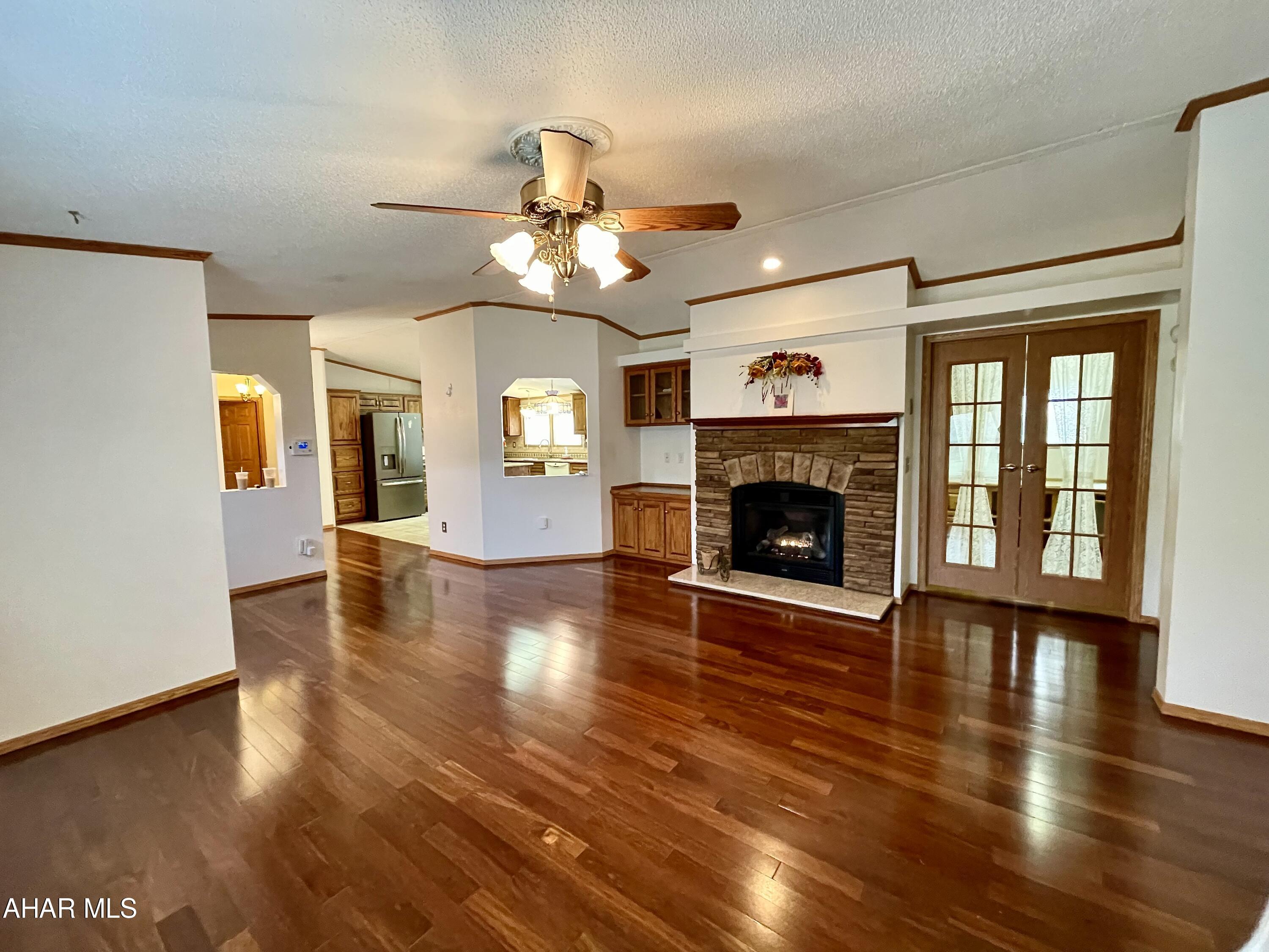 Juniata - Residential