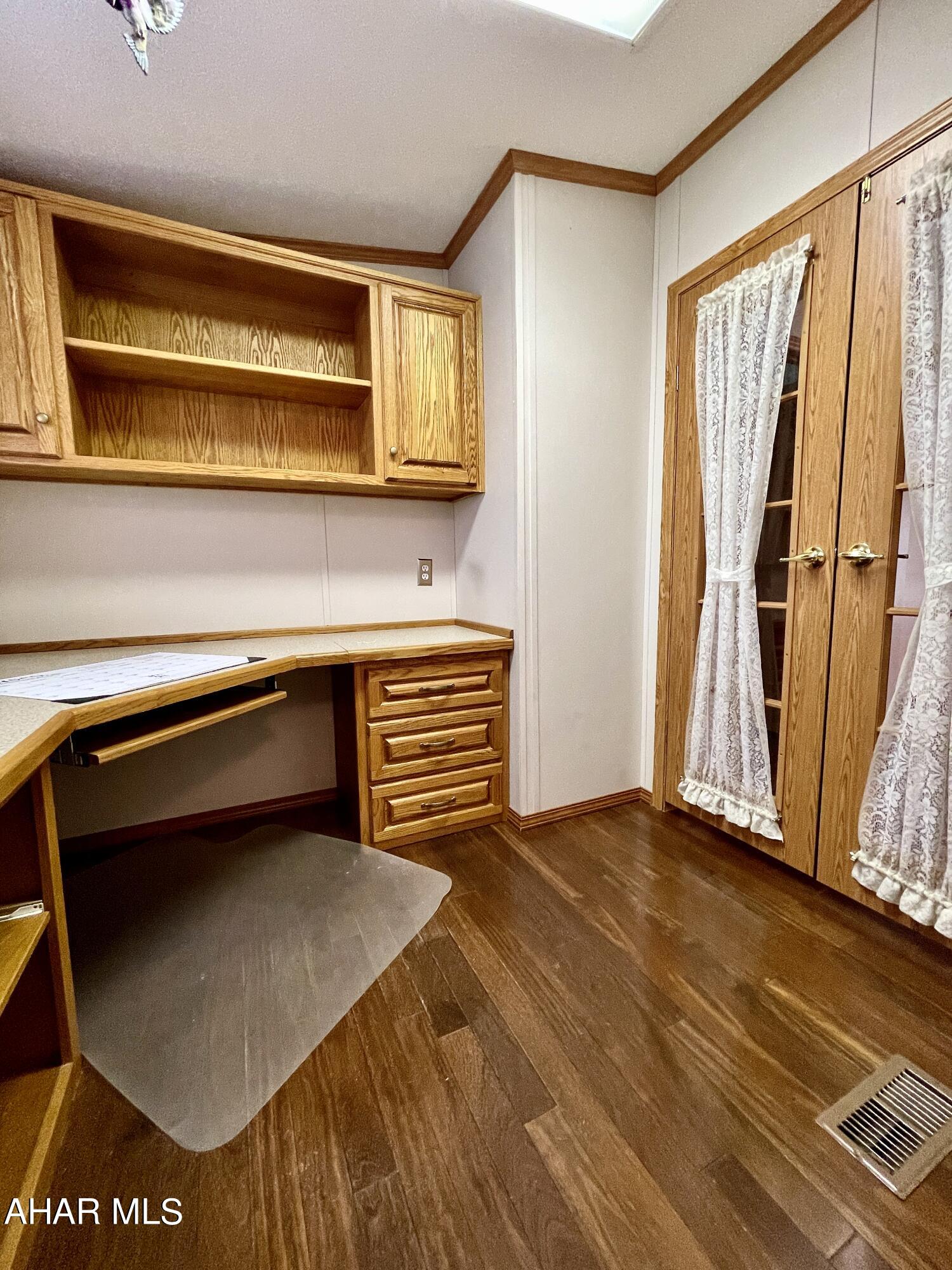 Juniata - Residential