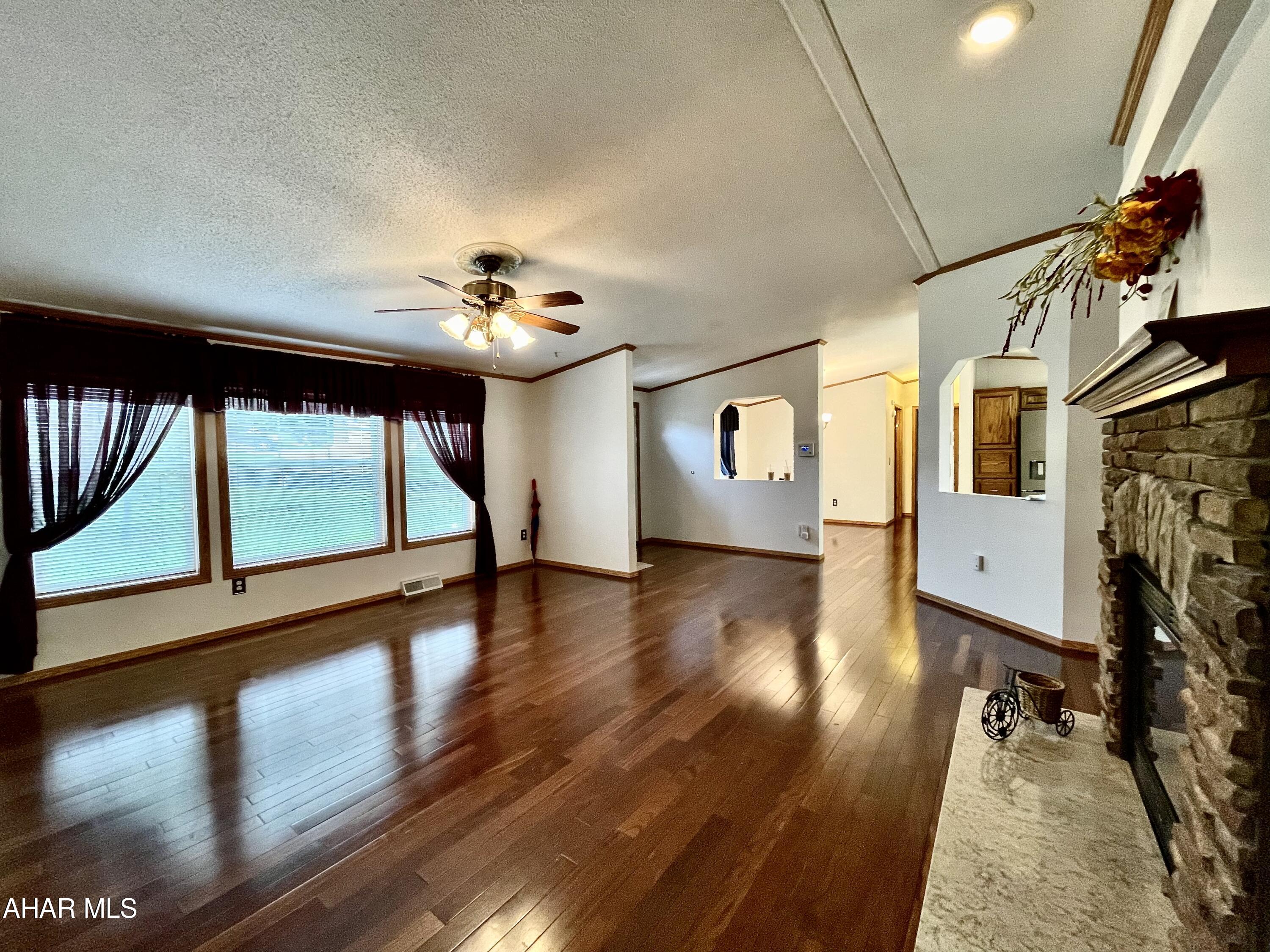 Juniata - Residential