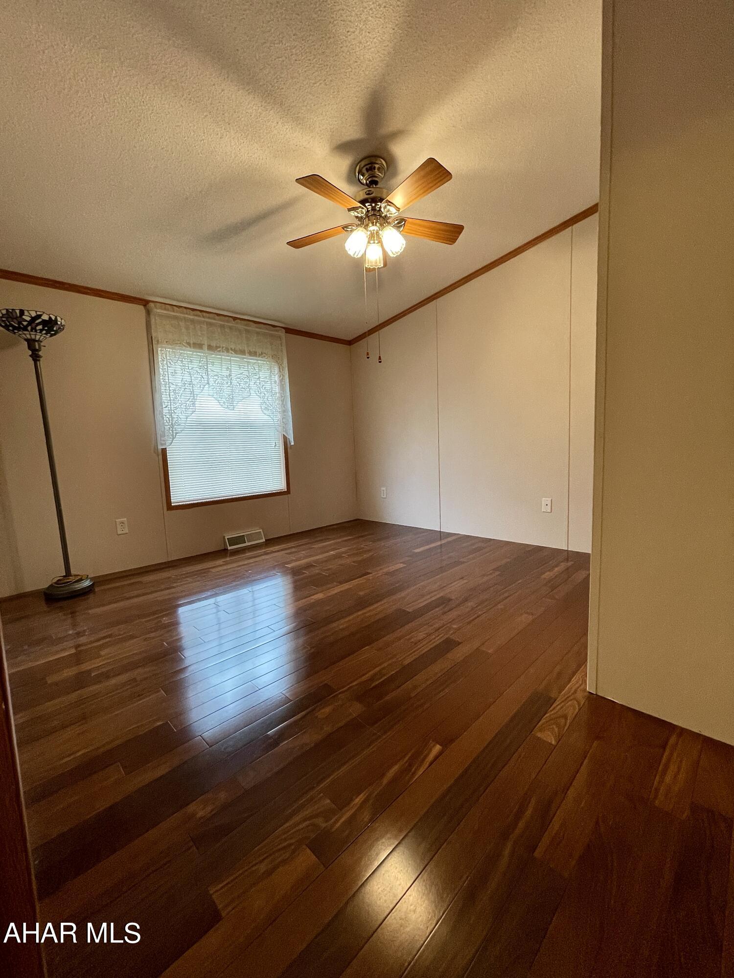 Juniata - Residential